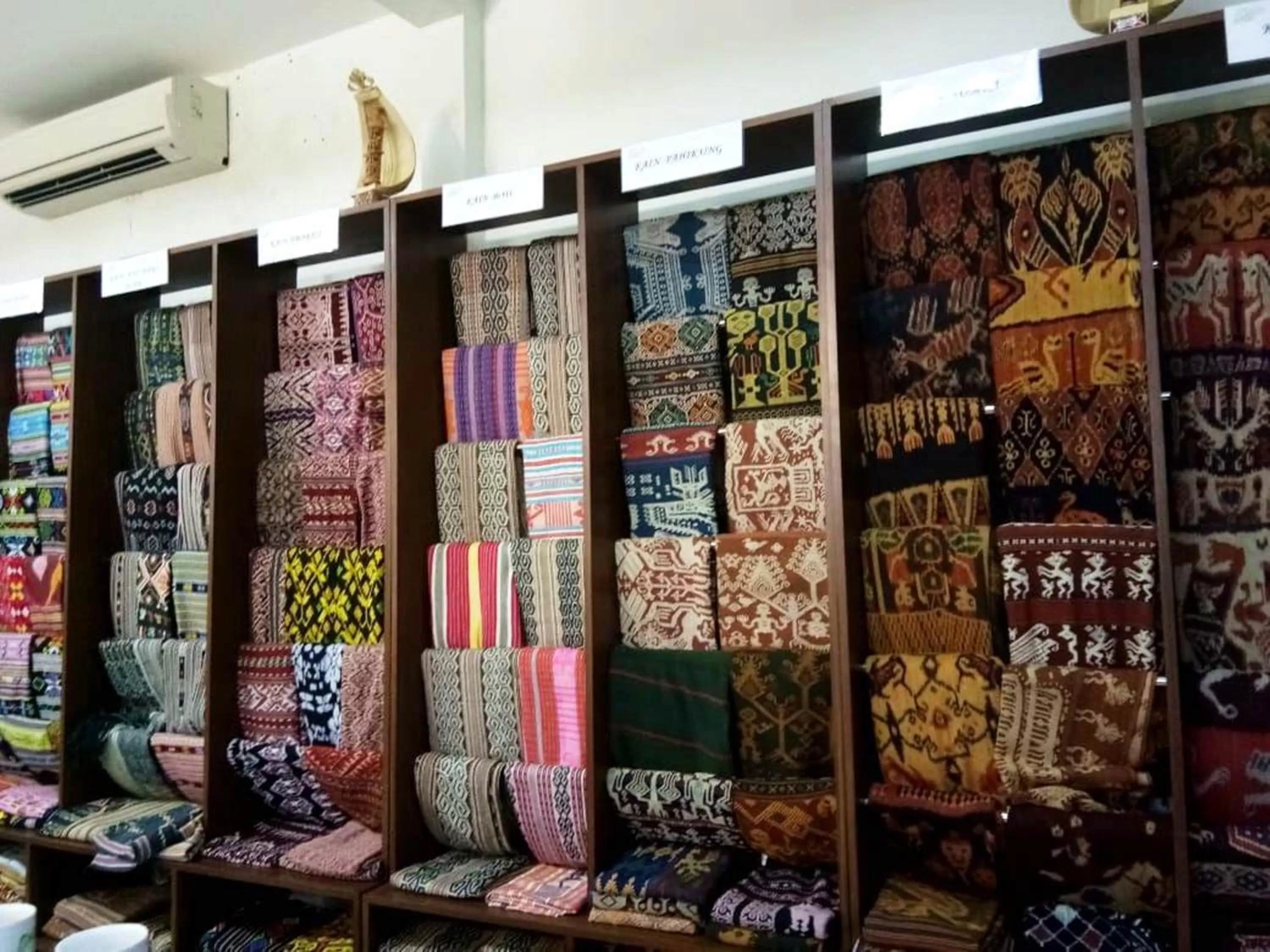 Area and facilities in Exotic Komodo Hotel