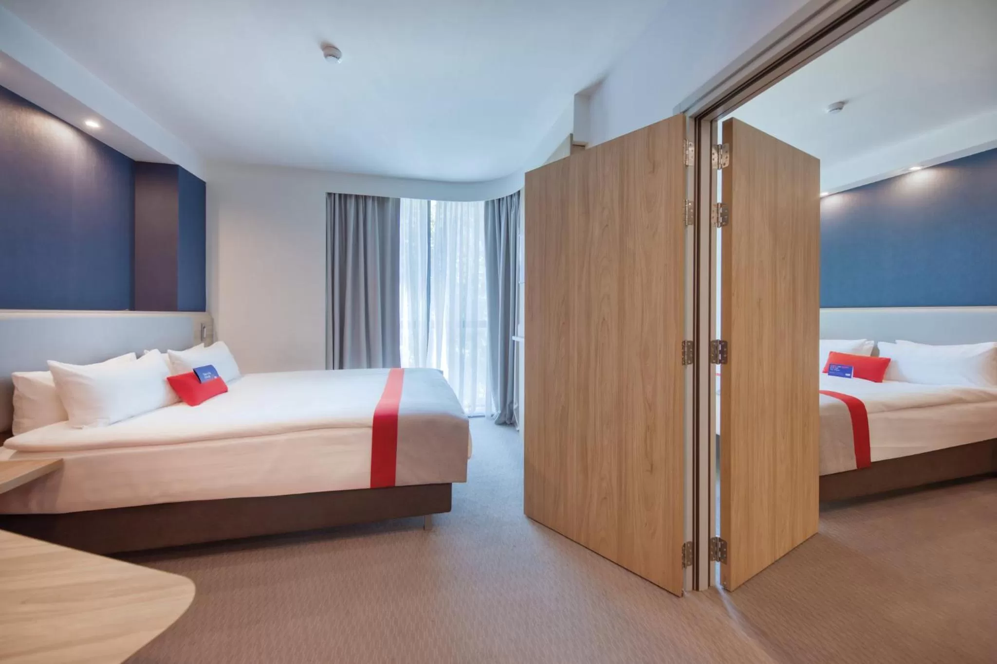 Photo of the whole room, Bed in Holiday Inn Express - Yerevan by IHG