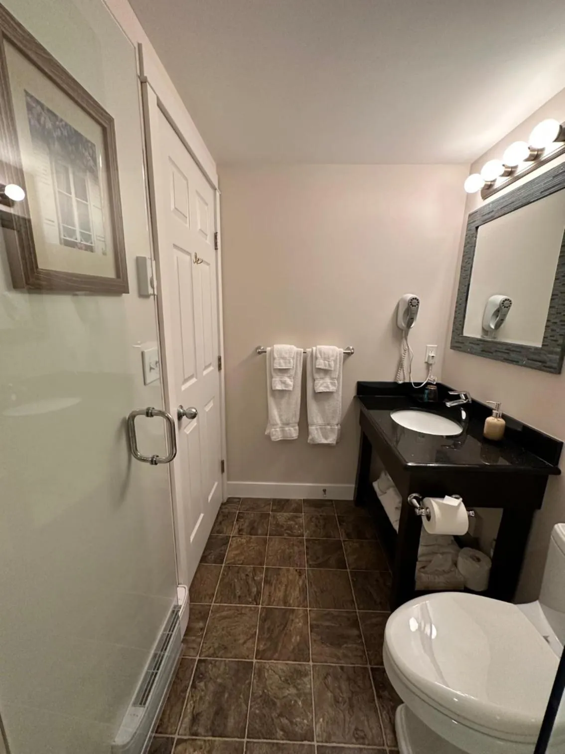 Bayshore Waterfront Inn