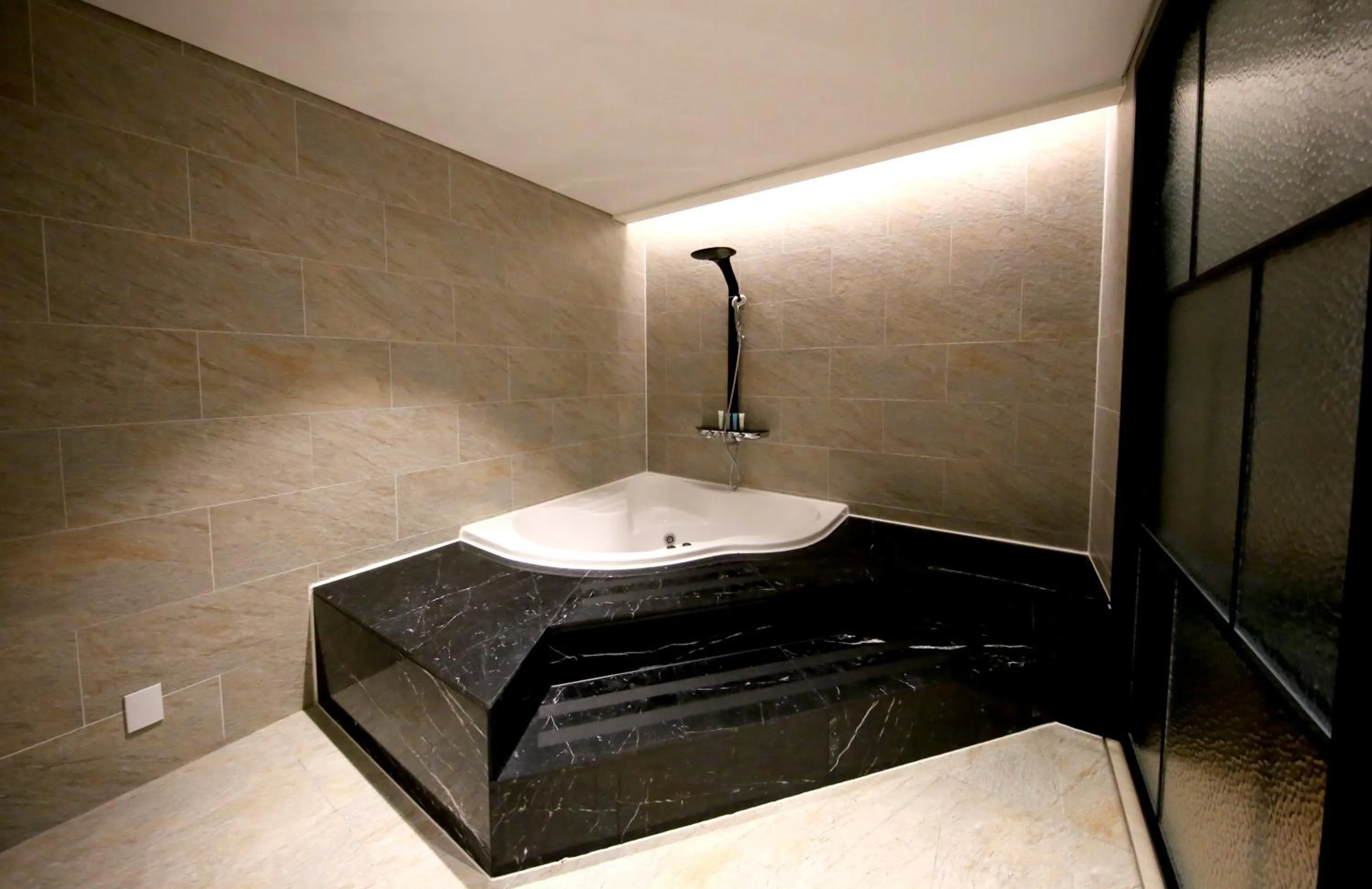 Bathroom in Sea Cruise Hotel