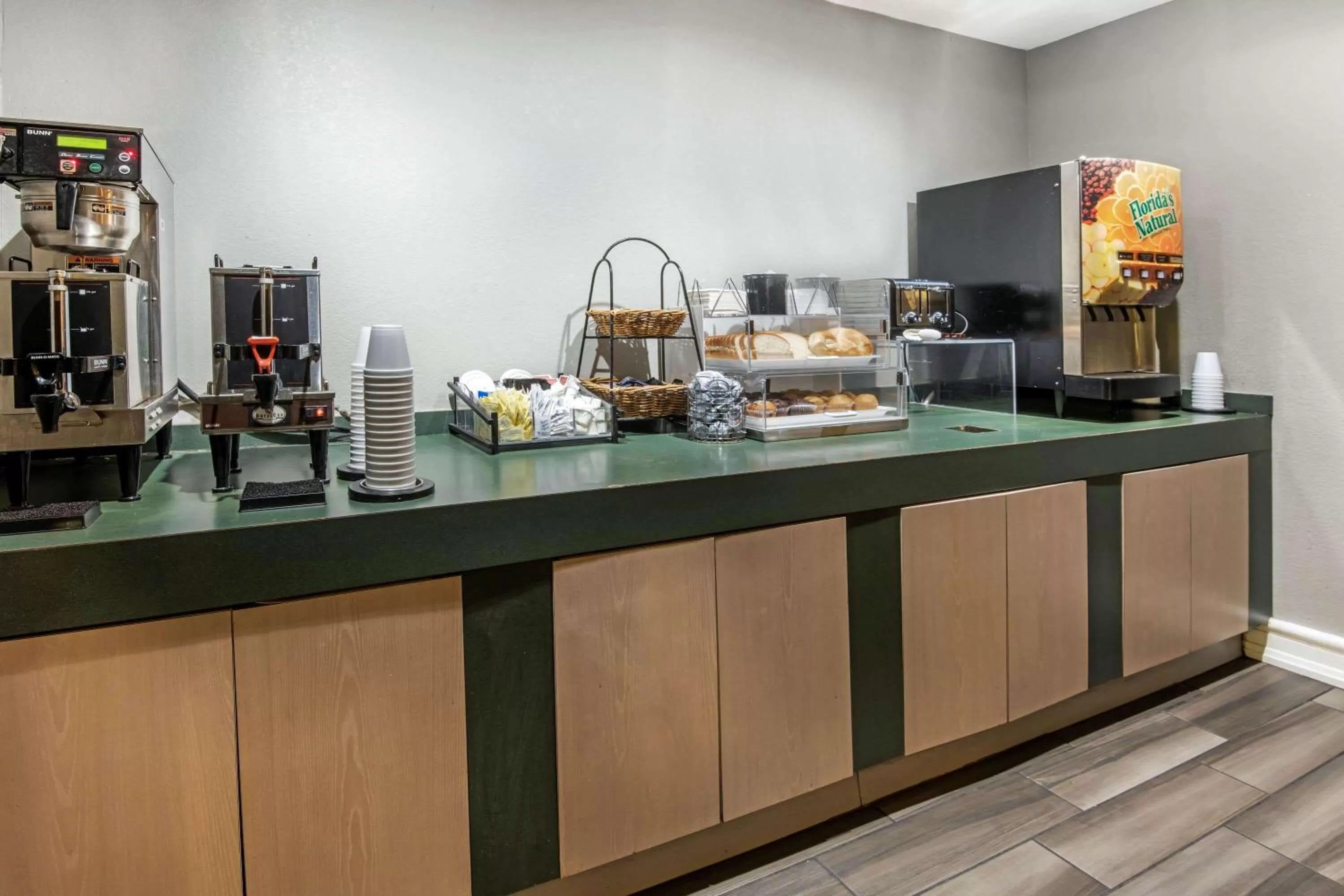 Restaurant/places to eat in La Quinta Inn By Wyndham IH-10 West San Antonio TX