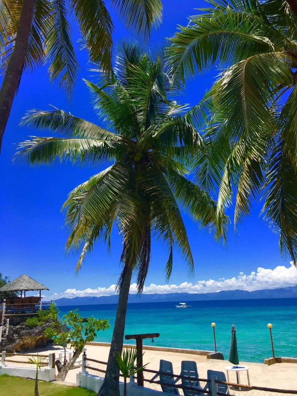Beach in Tauig Beach Resort