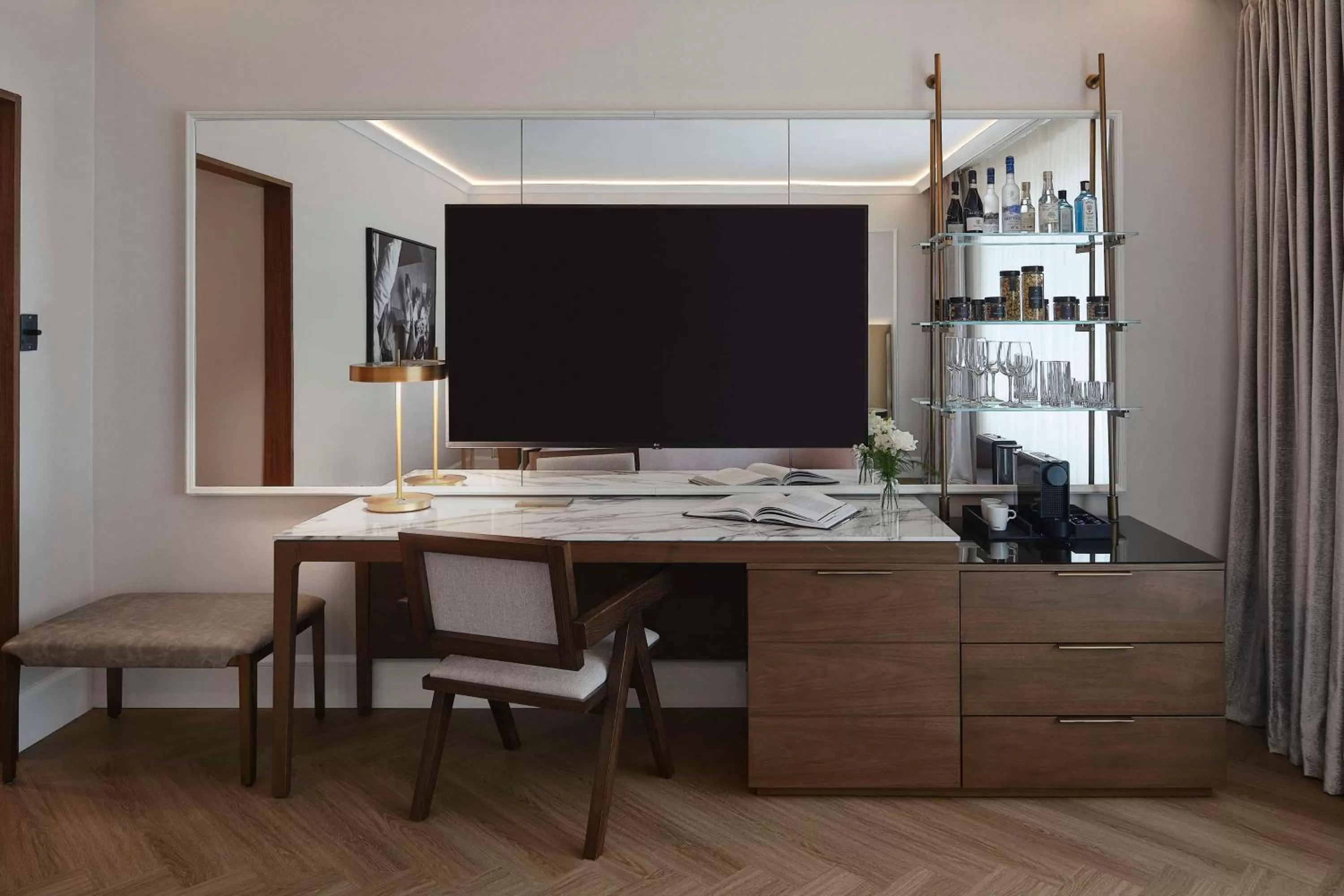 Bedroom in Vogue Hotel Montreal Downtown, Curio Collection by Hilton