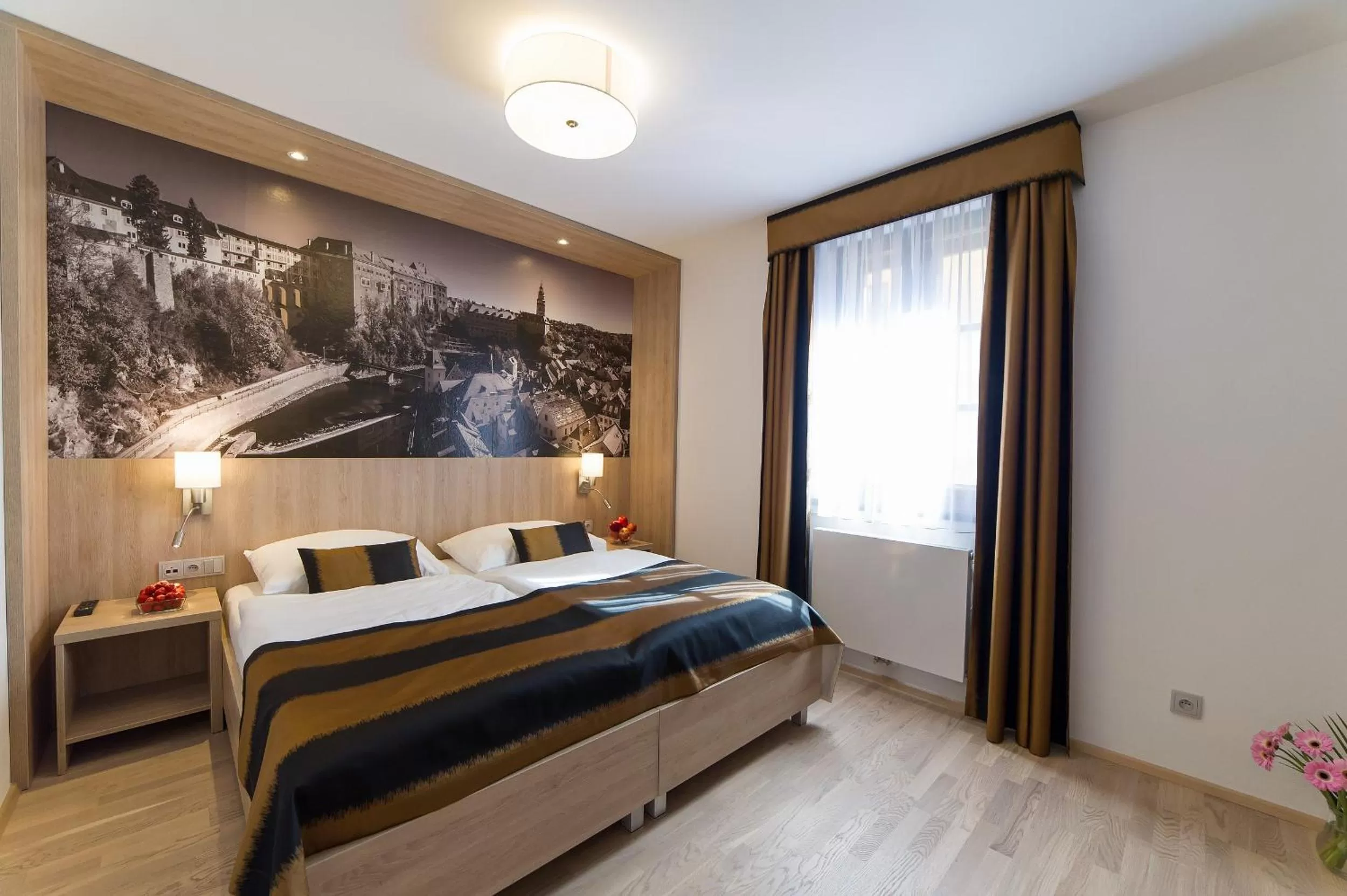 Bed in Garni hotel Castle Bridge