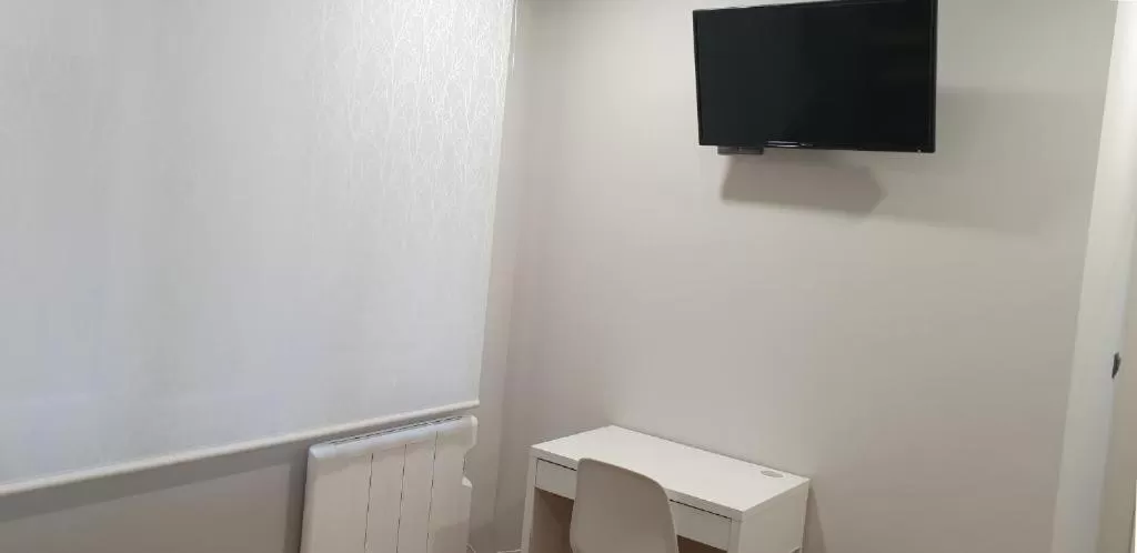 TV/Entertainment Center in Guggenheim Riverview 5 Bedrooms