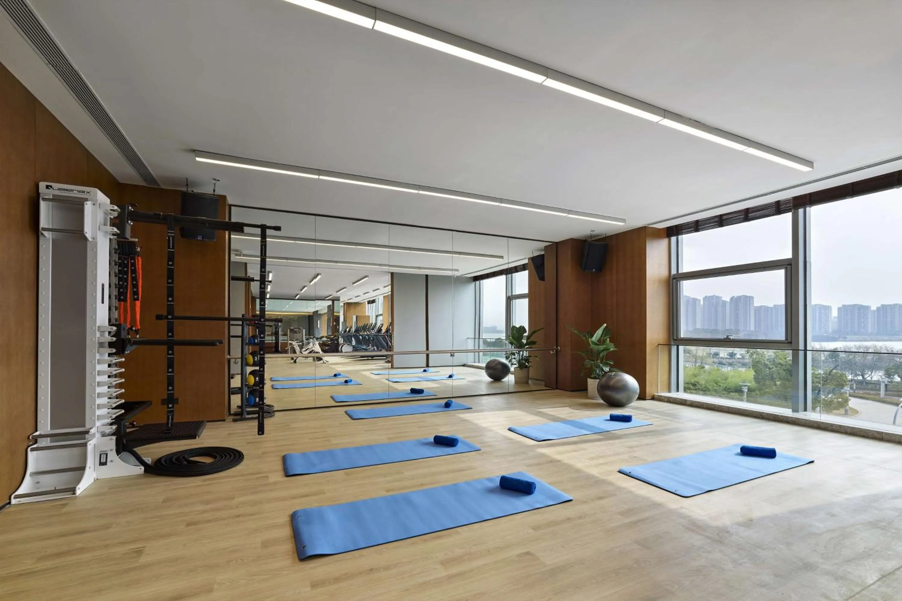 Fitness centre/facilities in Hilton Suzhou Yinshan Lake