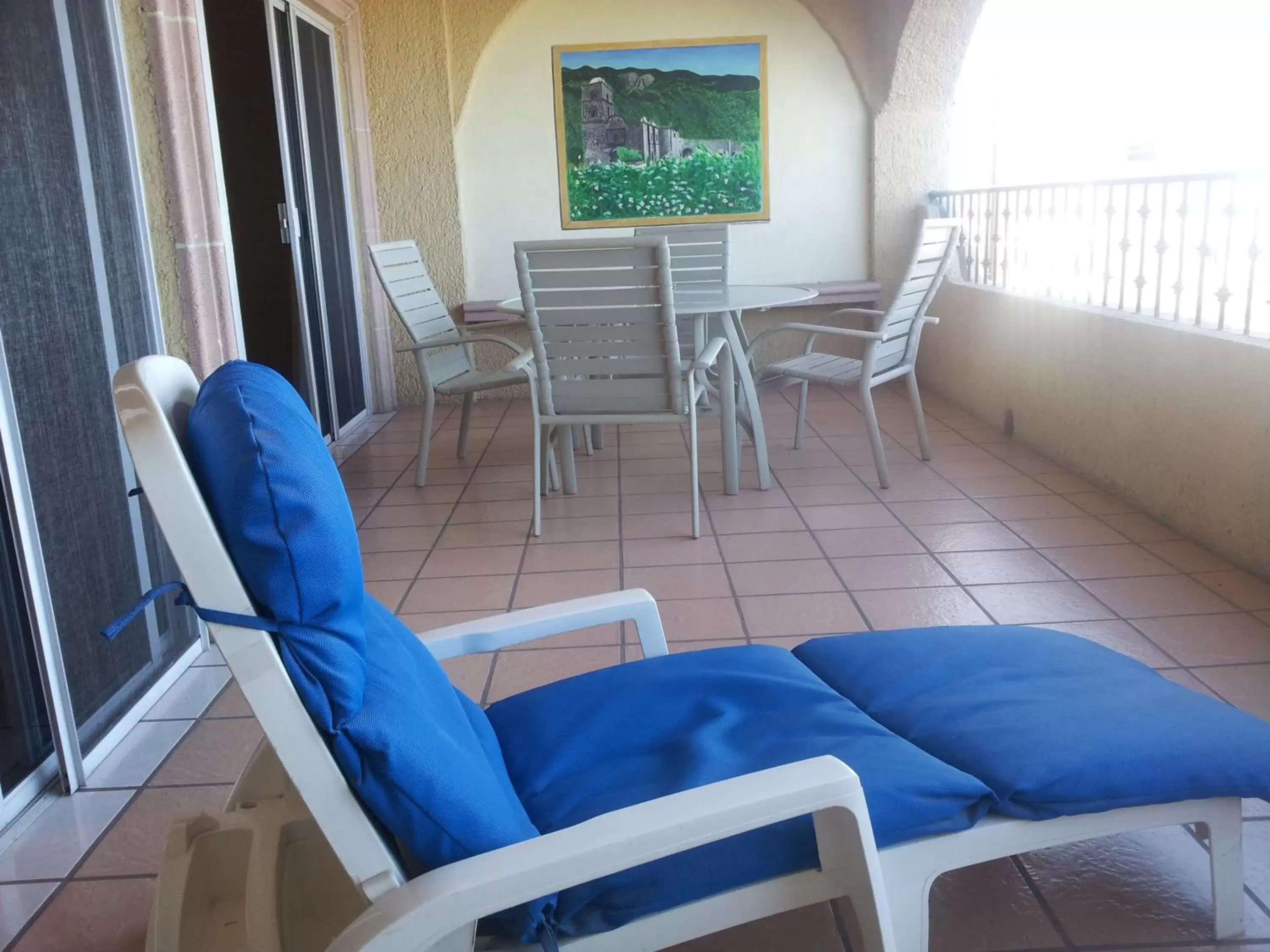 Two-Bedroom Apartment with Ocean View- 2nd Floor in Las Gaviotas Condo-Hotel La Paz BCS Two-Bedroom Apartment with Ocean View- 2nd Floor in Las Gaviotas Condo-Hotel La Paz BCS