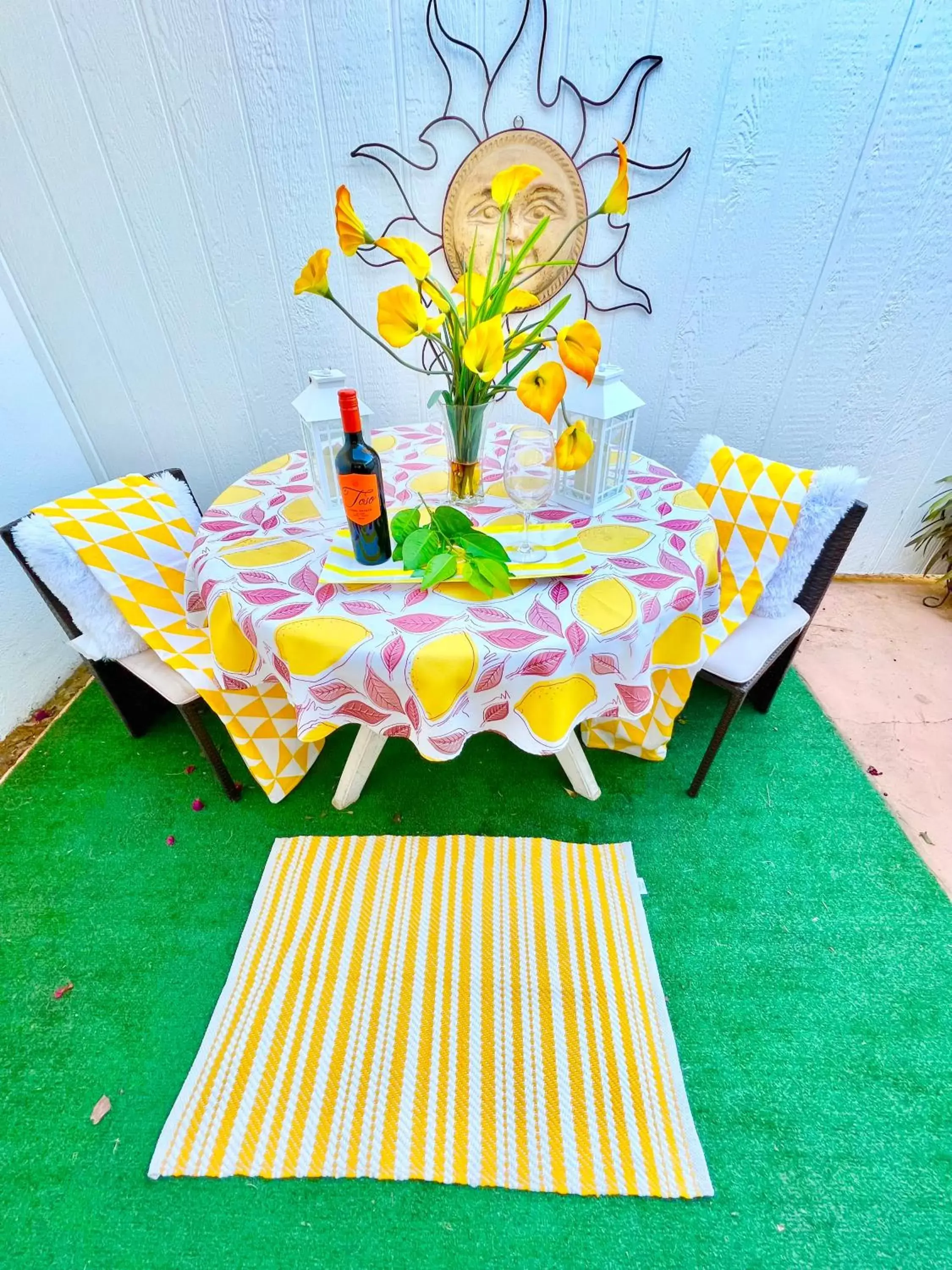 Bungalow in A PLACE IN THE SUN Hotel - ADULTS ONLY Big Units, Privacy Gardens & Heated Pool & Spa in 1 Acre Park Prime Location, PET Friendly, TOP Midcentury Modern Boutique Hotel Bungalow in A PLACE IN THE SUN Hotel - ADULTS ONLY Big Units, Privacy Gardens & Heated Pool & Spa in 1 Acre Park Prime Location, PET Friendly, TOP Midcentury Modern Boutique Hotel