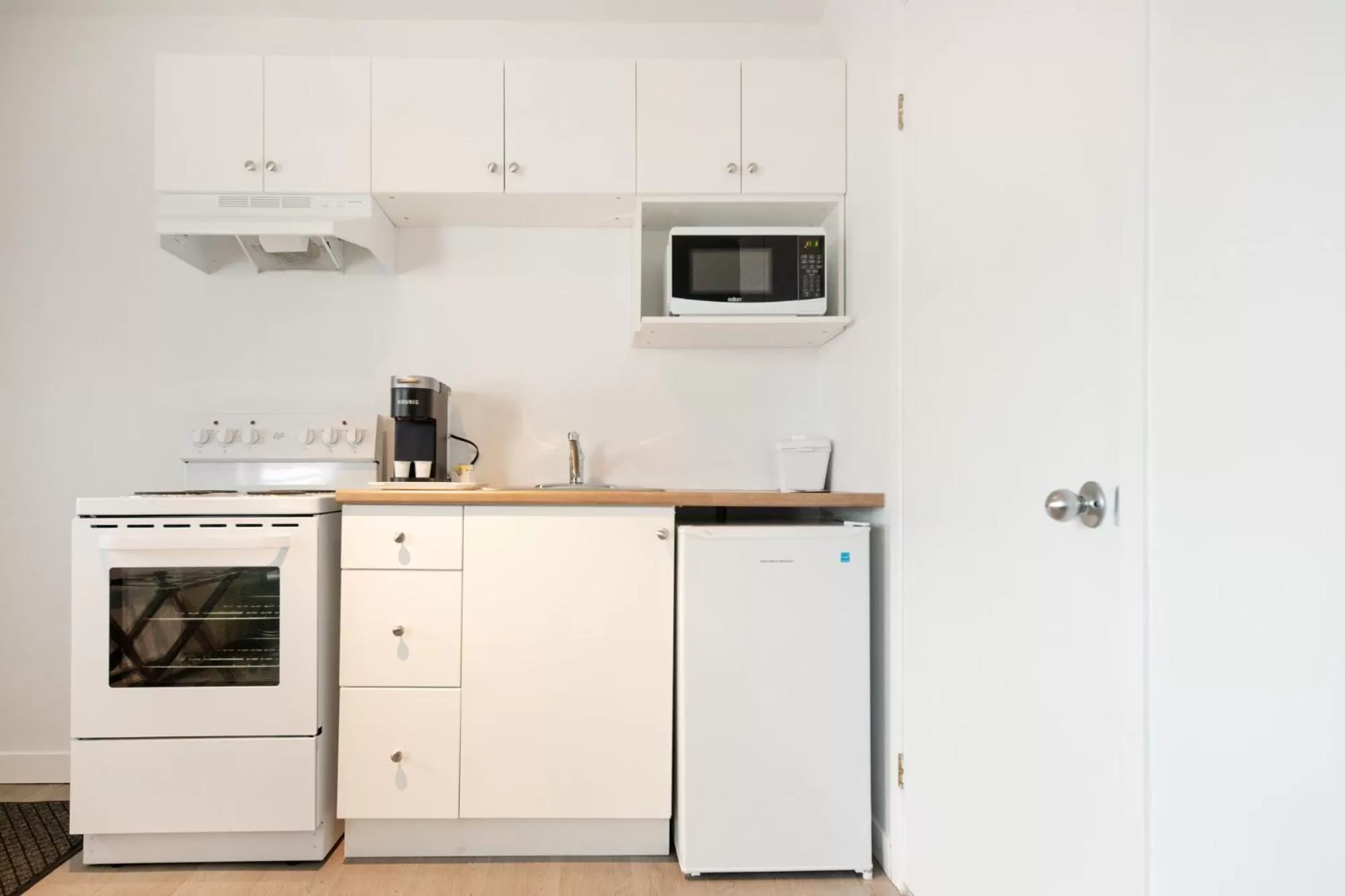 Kitchen or kitchenette in Hotel Plante