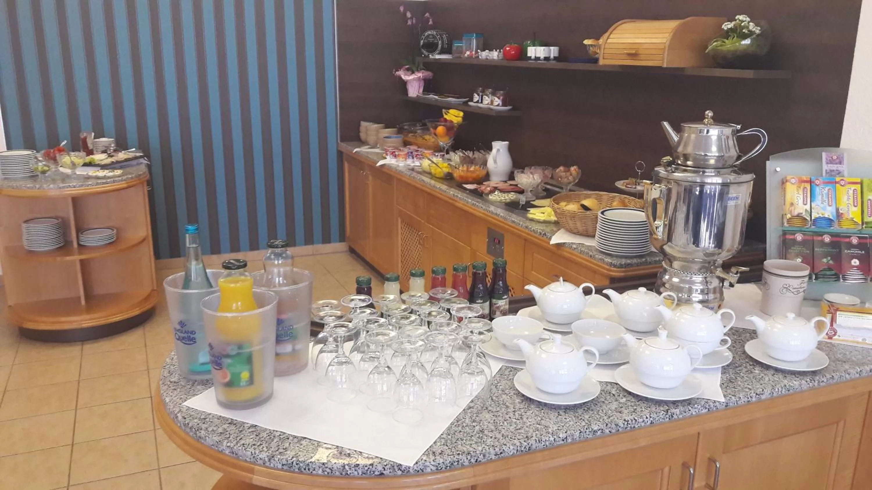 Coffee/tea facilities in Hotel Schlömer