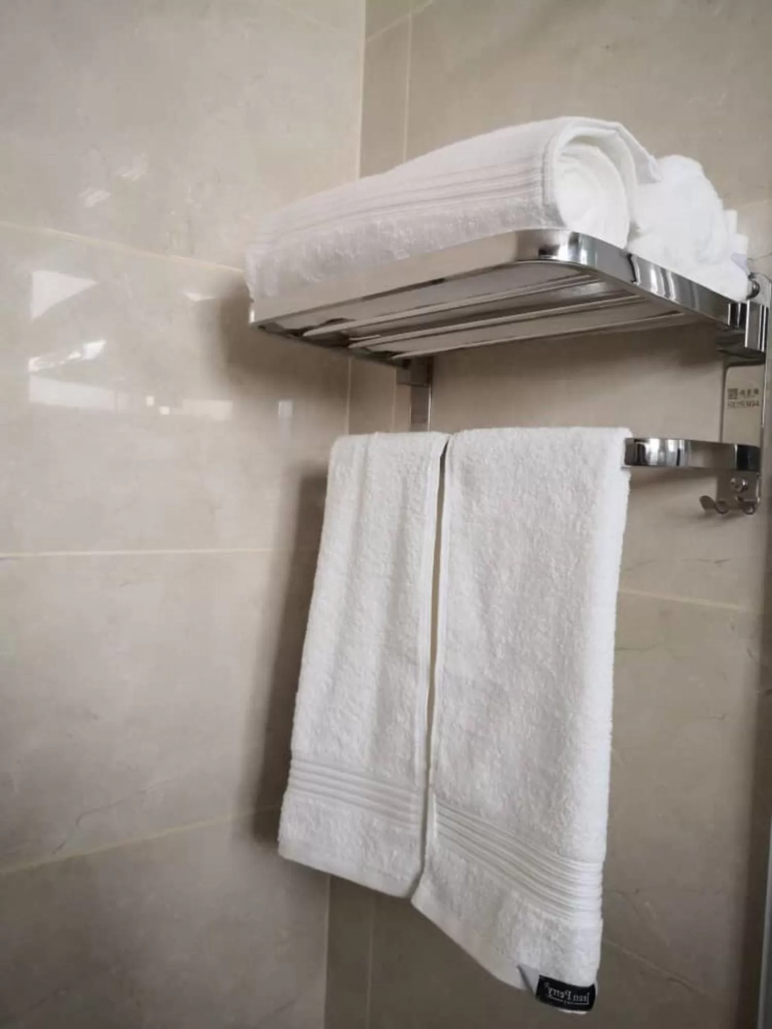 Bathroom in Walk In Hotel