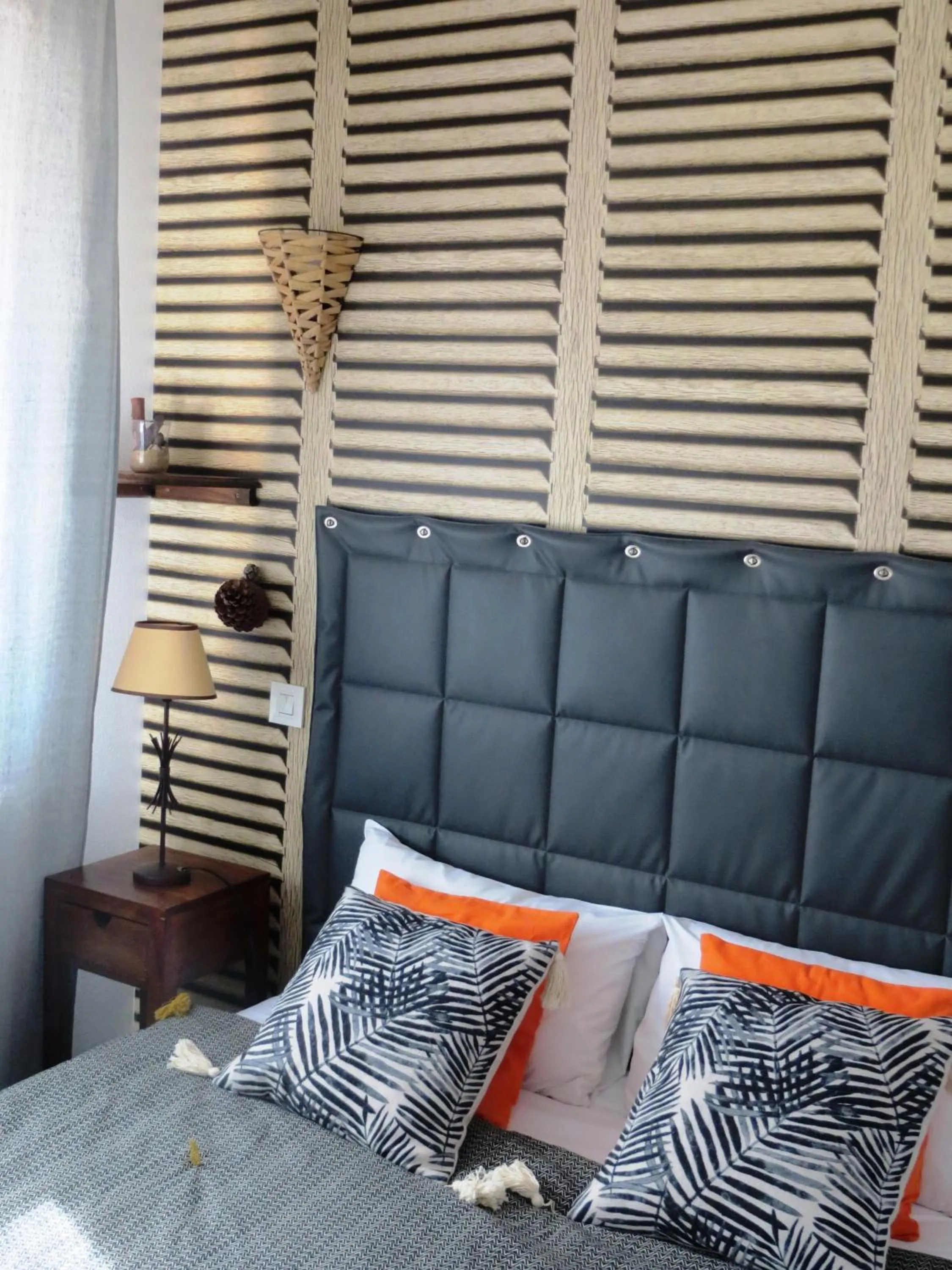 Bed in Hôtel Les Embruns Sables d'Olonne