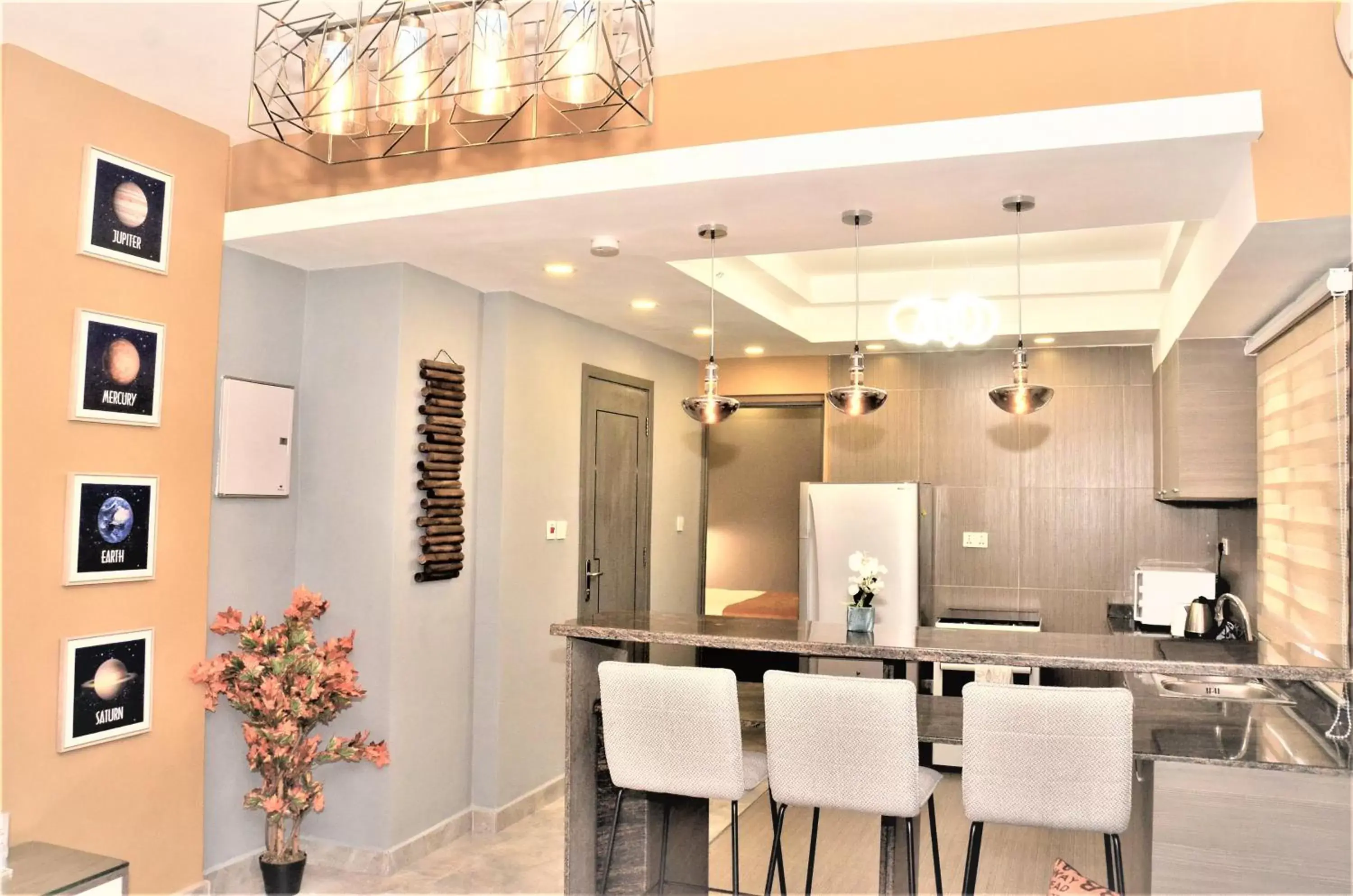 One-Bedroom Apartment in Montecito Apartments One-Bedroom Apartment in Montecito Apartments