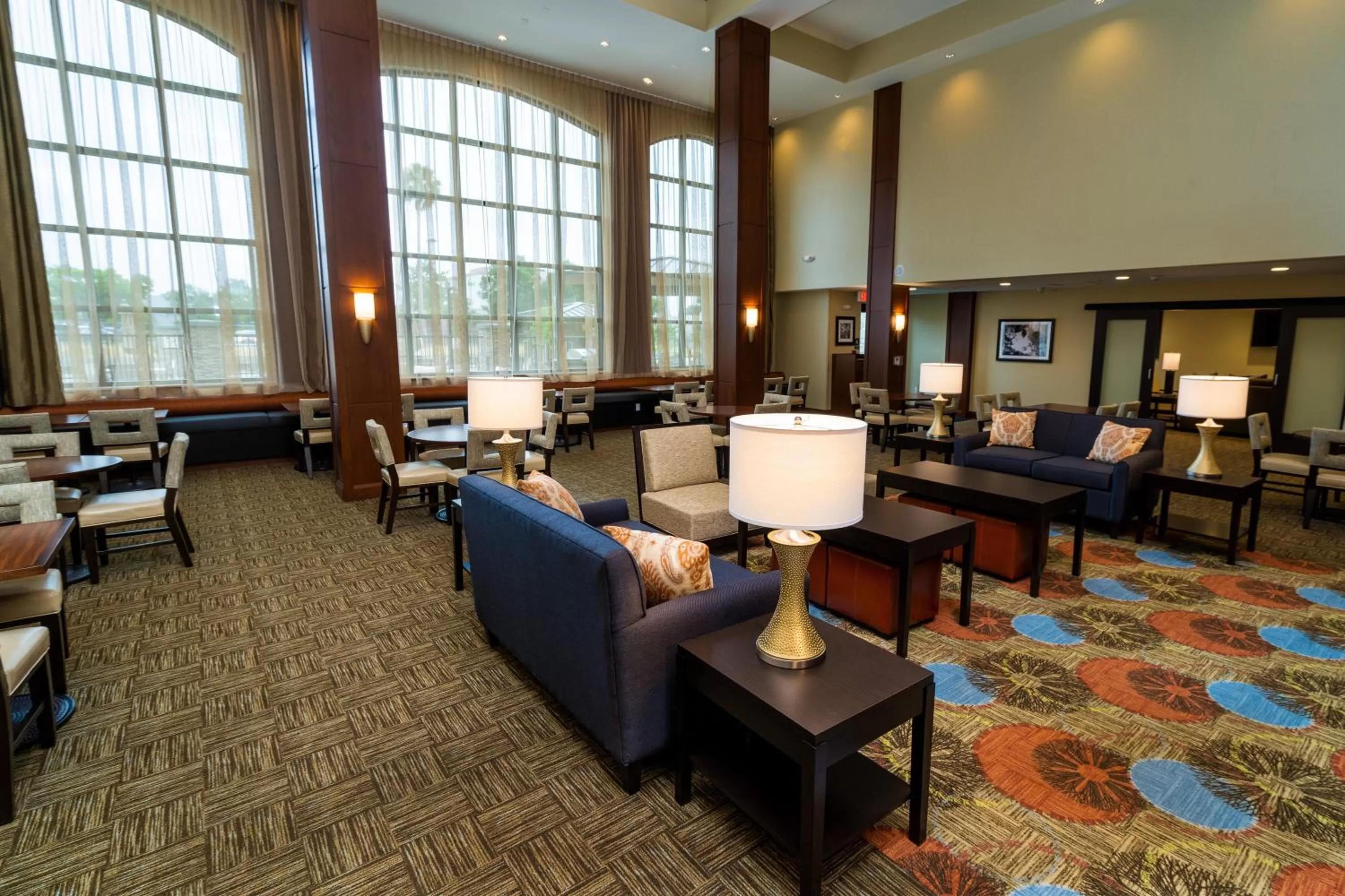 Lobby or reception in Staybridge Suites - Newark - Fremont by IHG