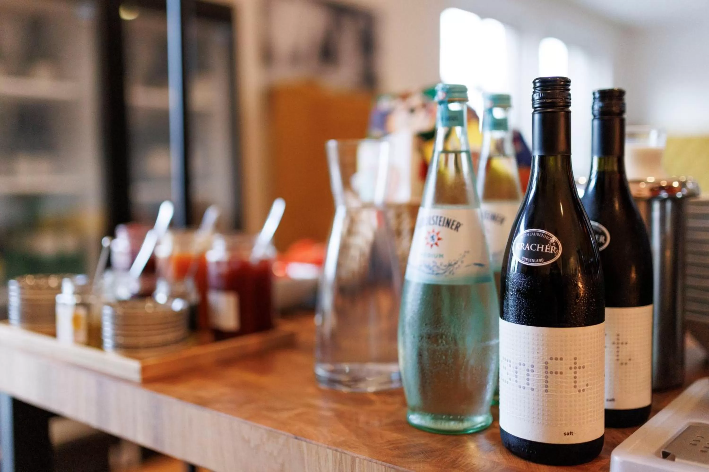 Buffet breakfast, Drinks in Kracher Hotel Doppelzimmer