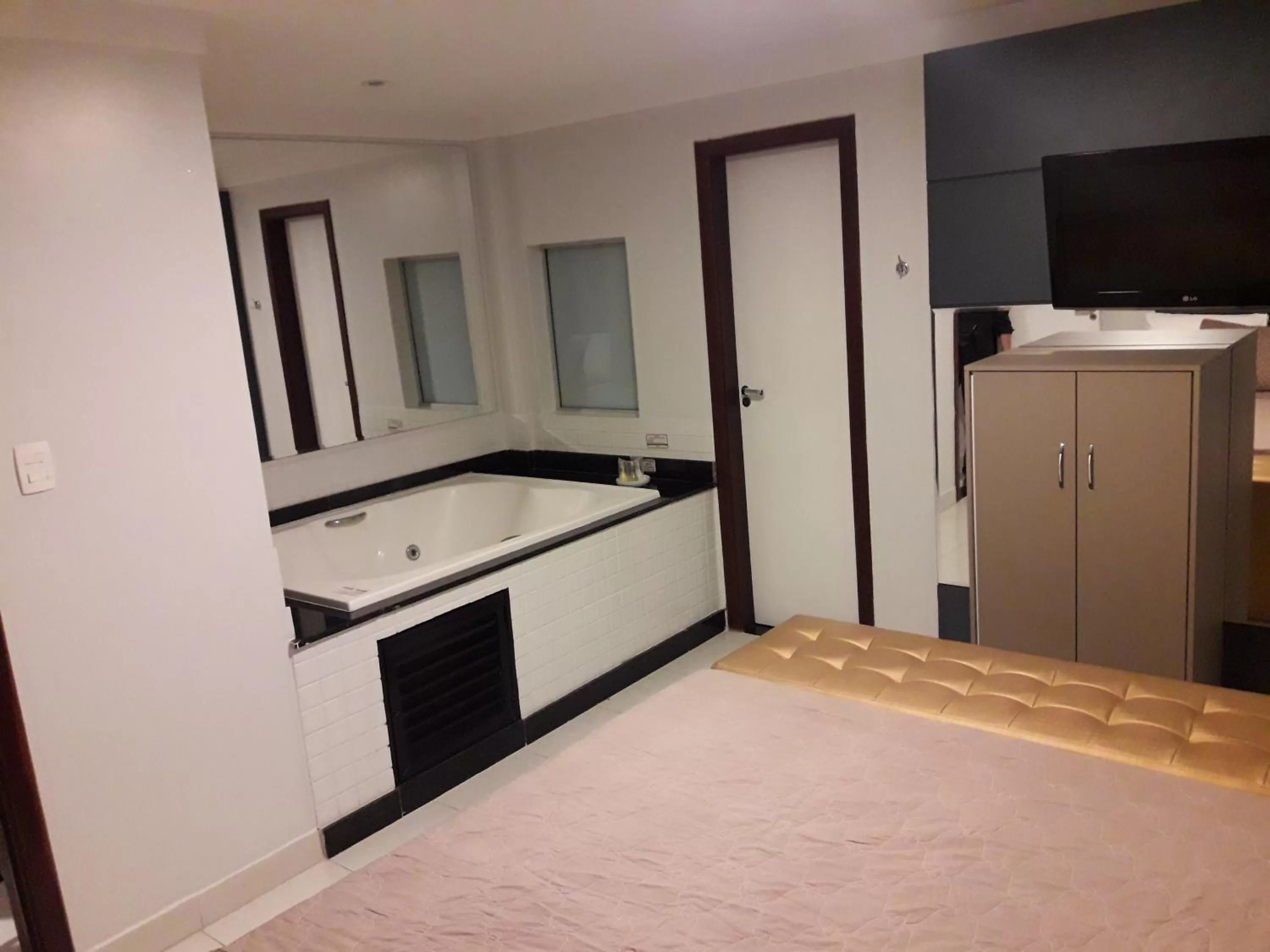 Photo of the whole room, Bed in Hotel Sempre Executive