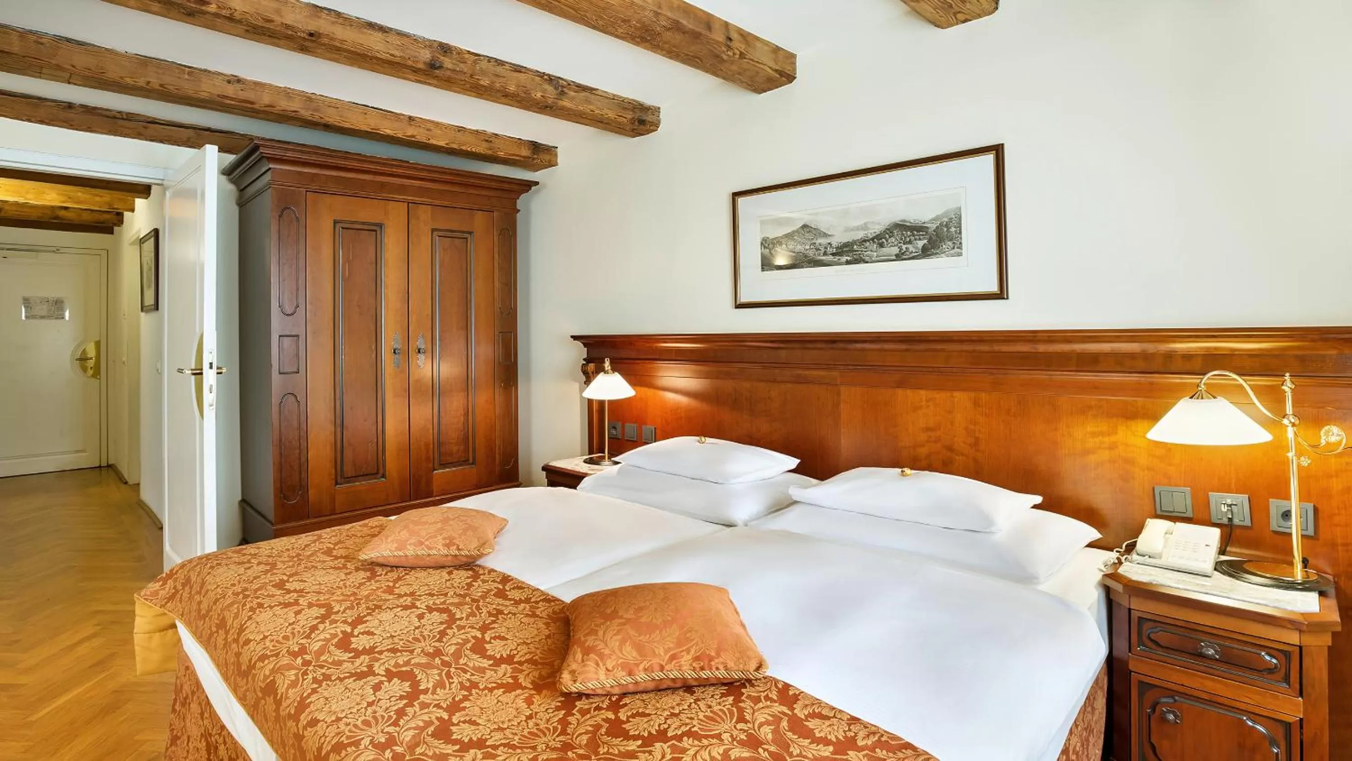 Bedroom, Bed in Radisson Blu Hotel Altstadt