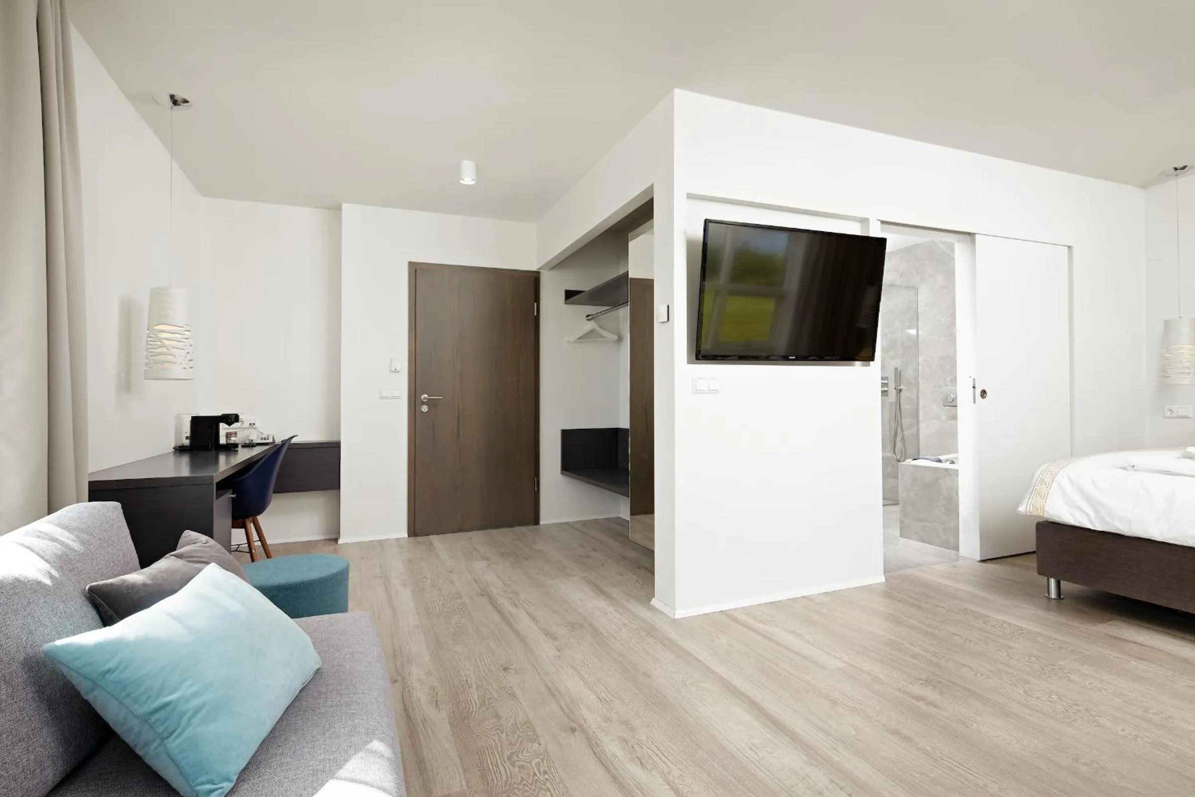 TV and multimedia, Bed in Hotel Hamar