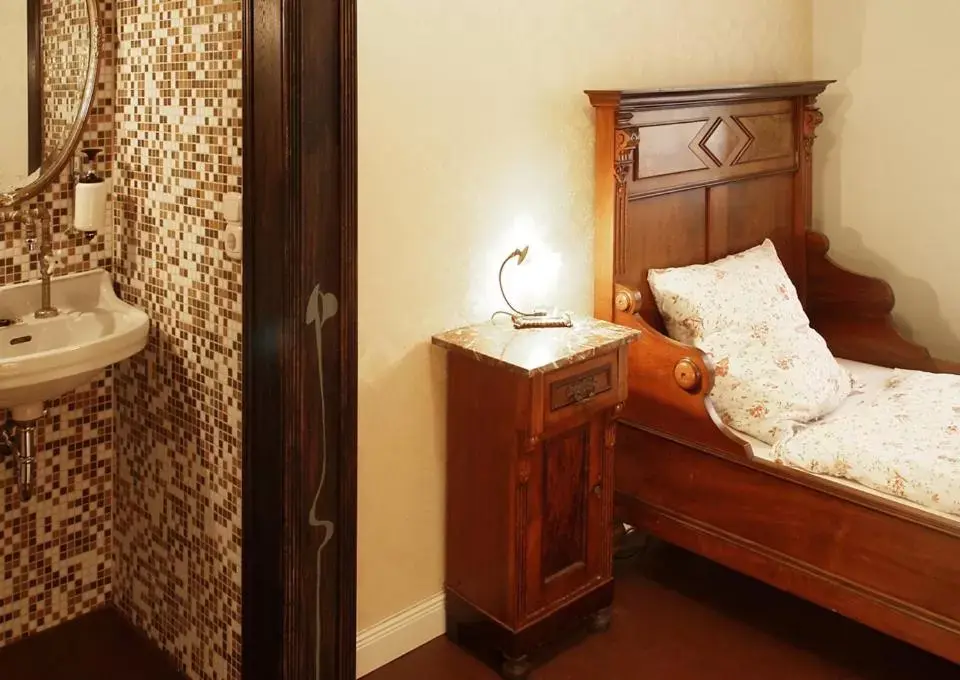Single Room - single occupancy in Hotel Lux Single Room - single occupancy in Hotel Lux