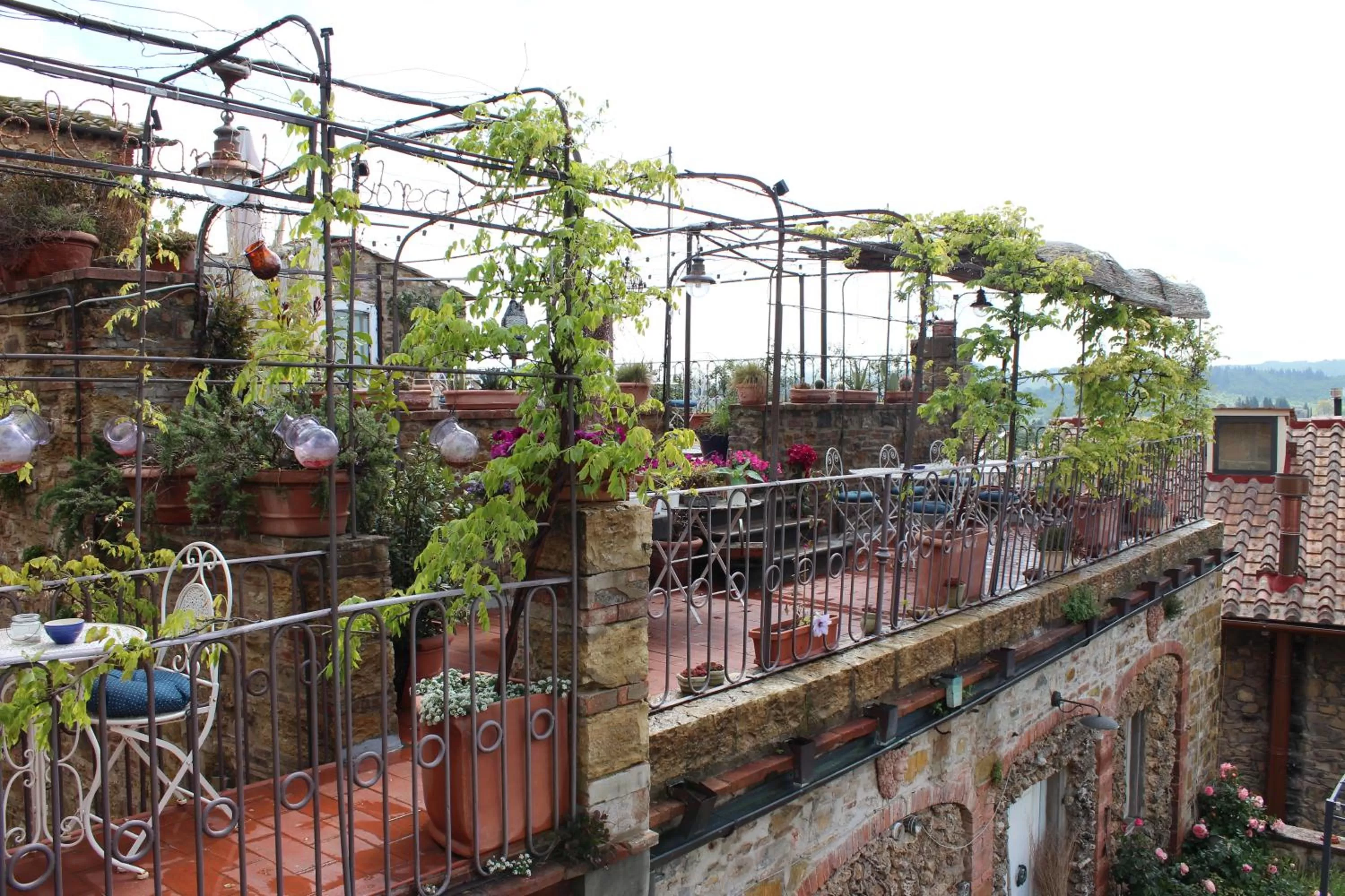Balcony/Terrace in Le Terrazze Del Chianti b&b Residenza d'Epoca e di Charme