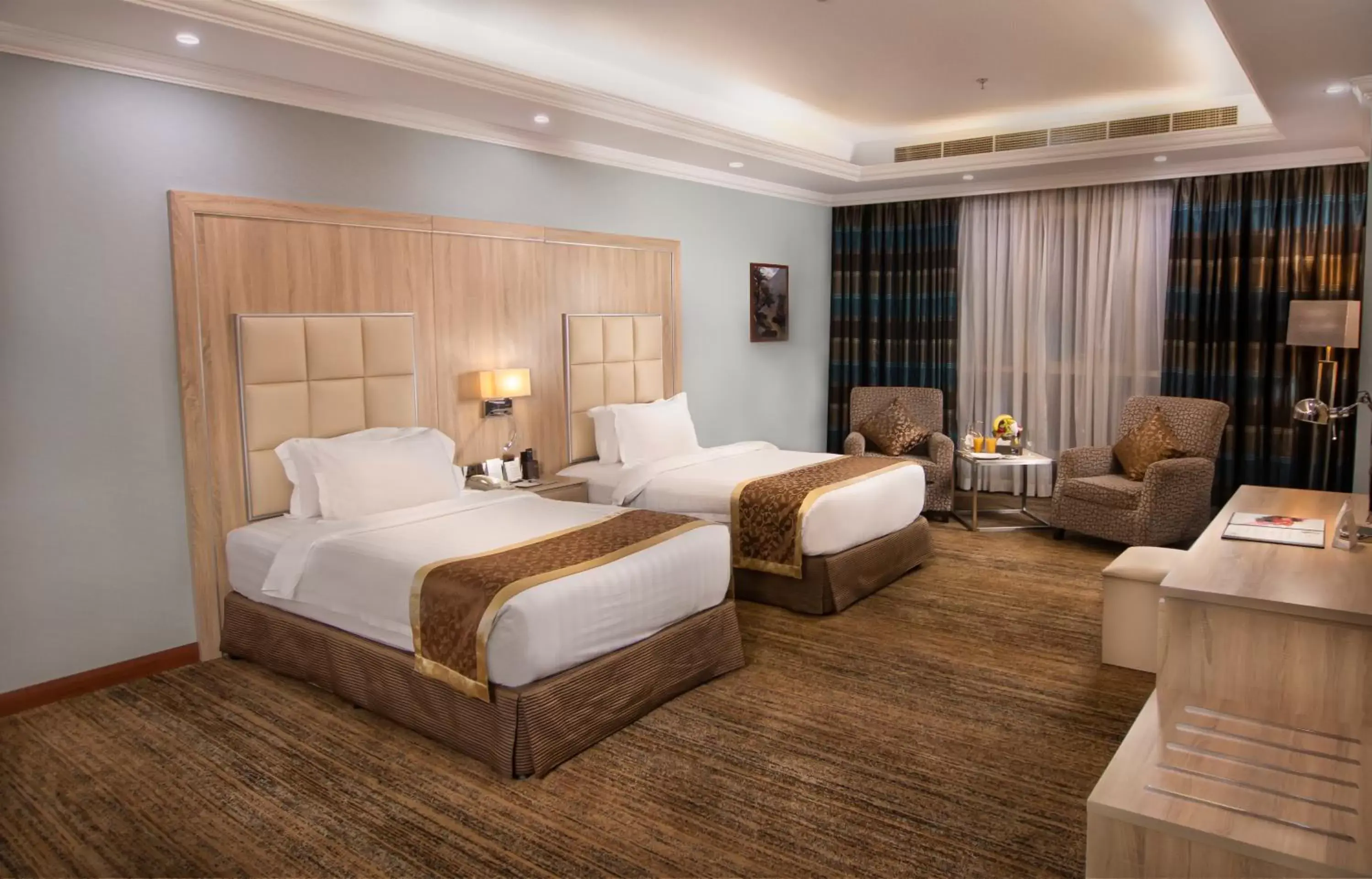 Standard Twin Room City View in Iridium 70 Hotel Standard Twin Room City View in Iridium 70 Hotel