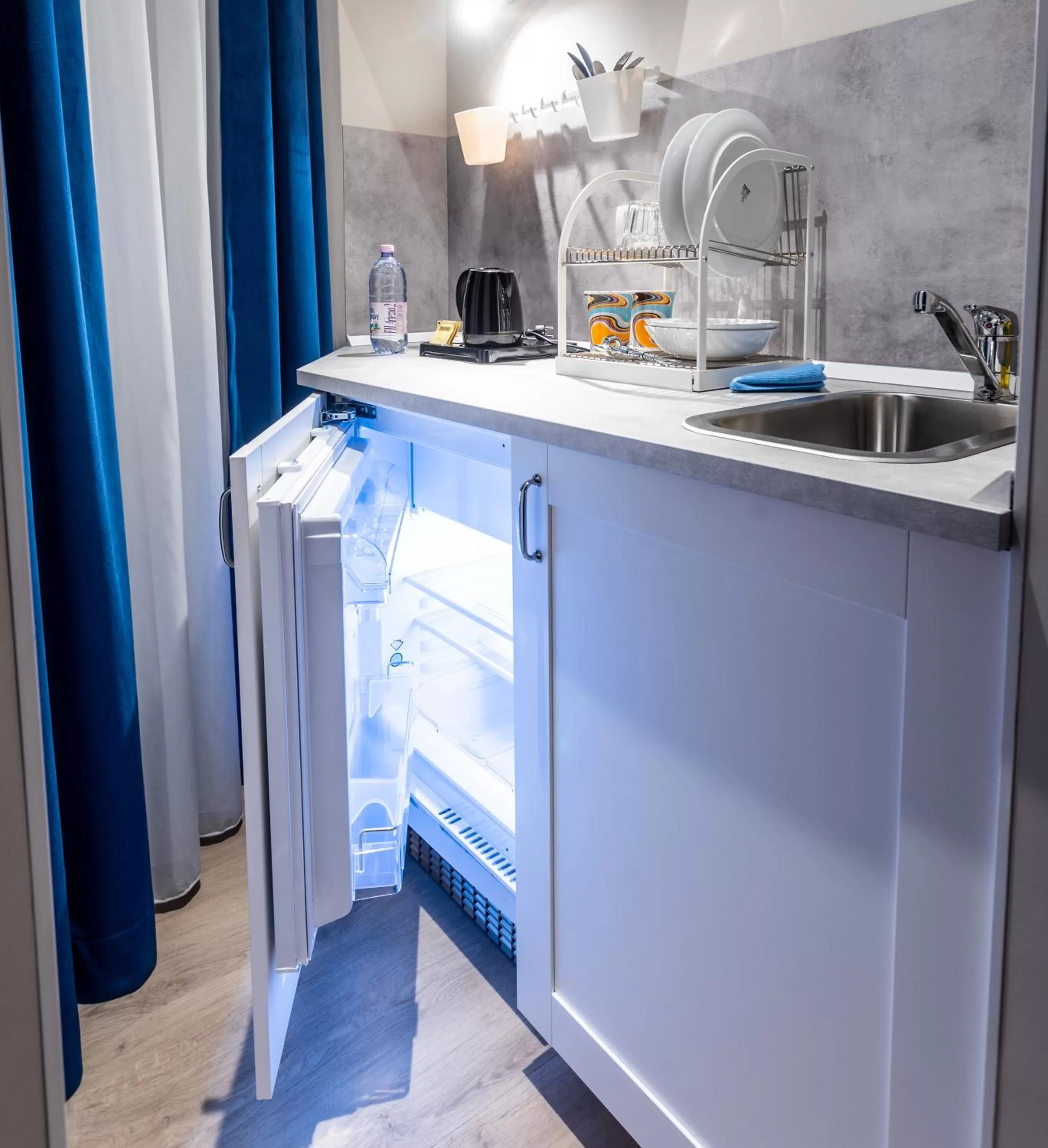 Coffee/tea facilities in DeGoya Studios Bucharest Old Town