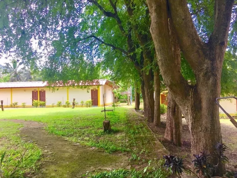 ห้วยน้ำรินรีสอร์ท The Creek Garden Resort