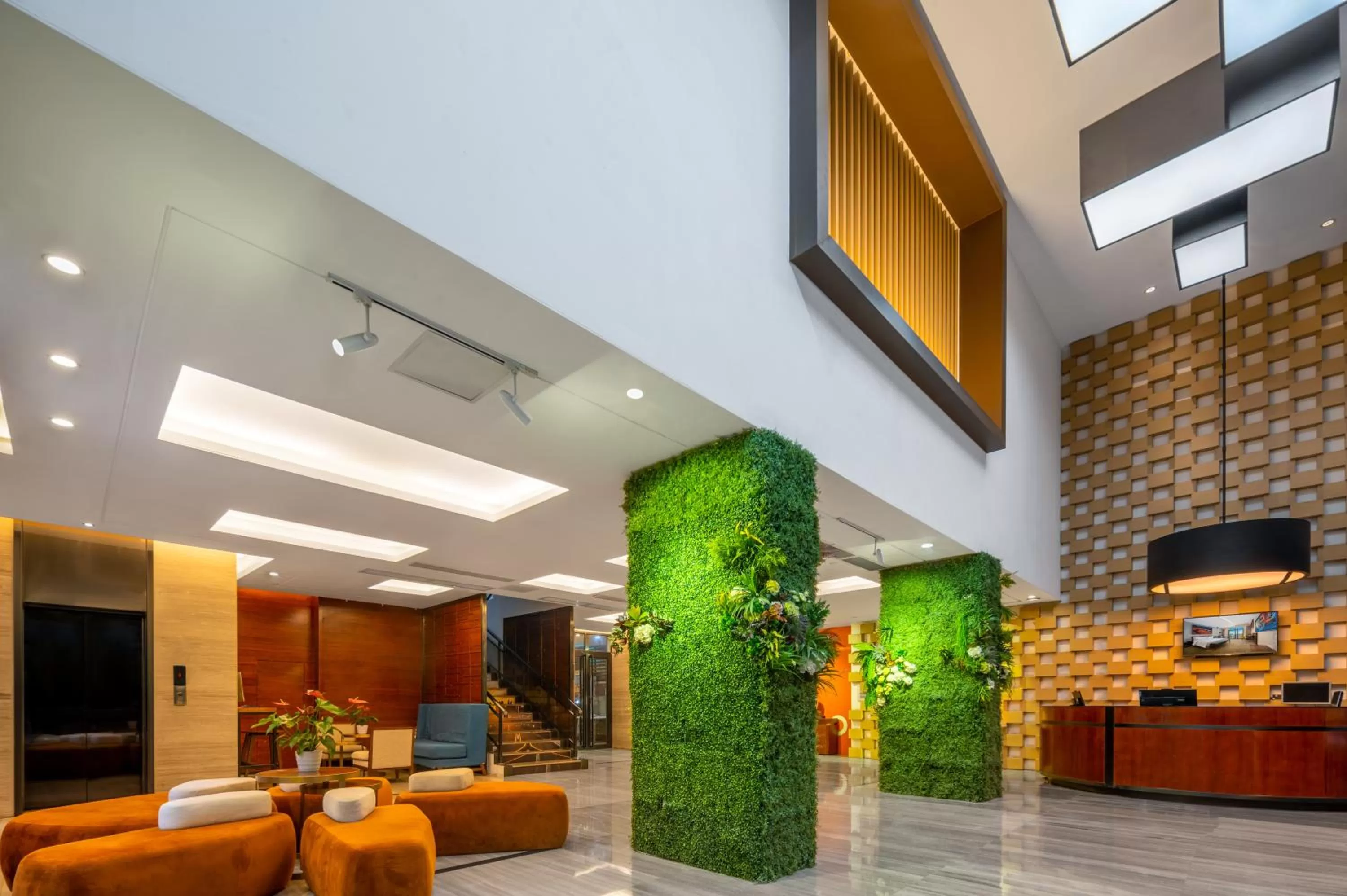 Seating area in Ausotel Smart Baiyun International Airport T2-Free 24-hour airport pick-up