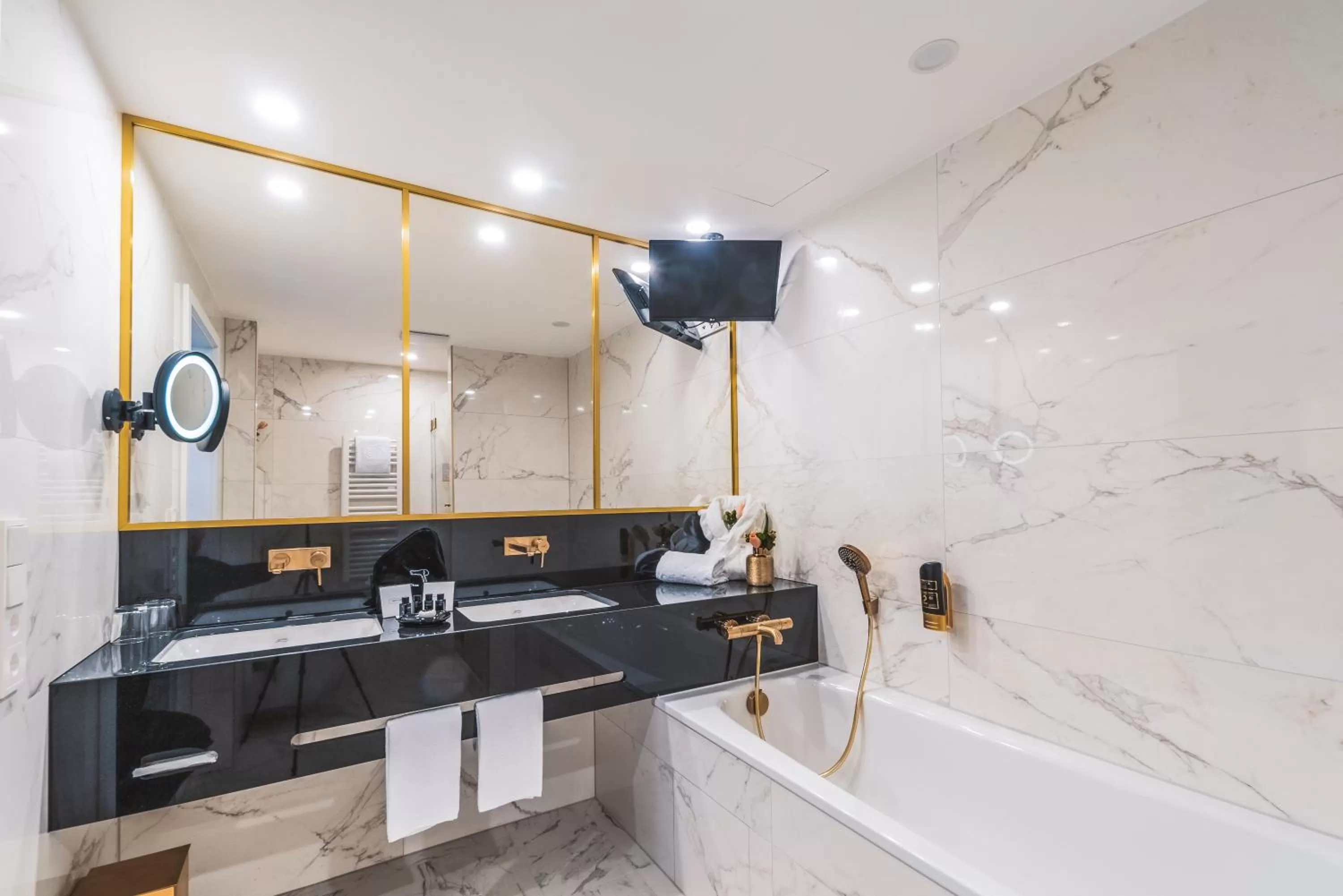 Bathroom in Hotel Suitess