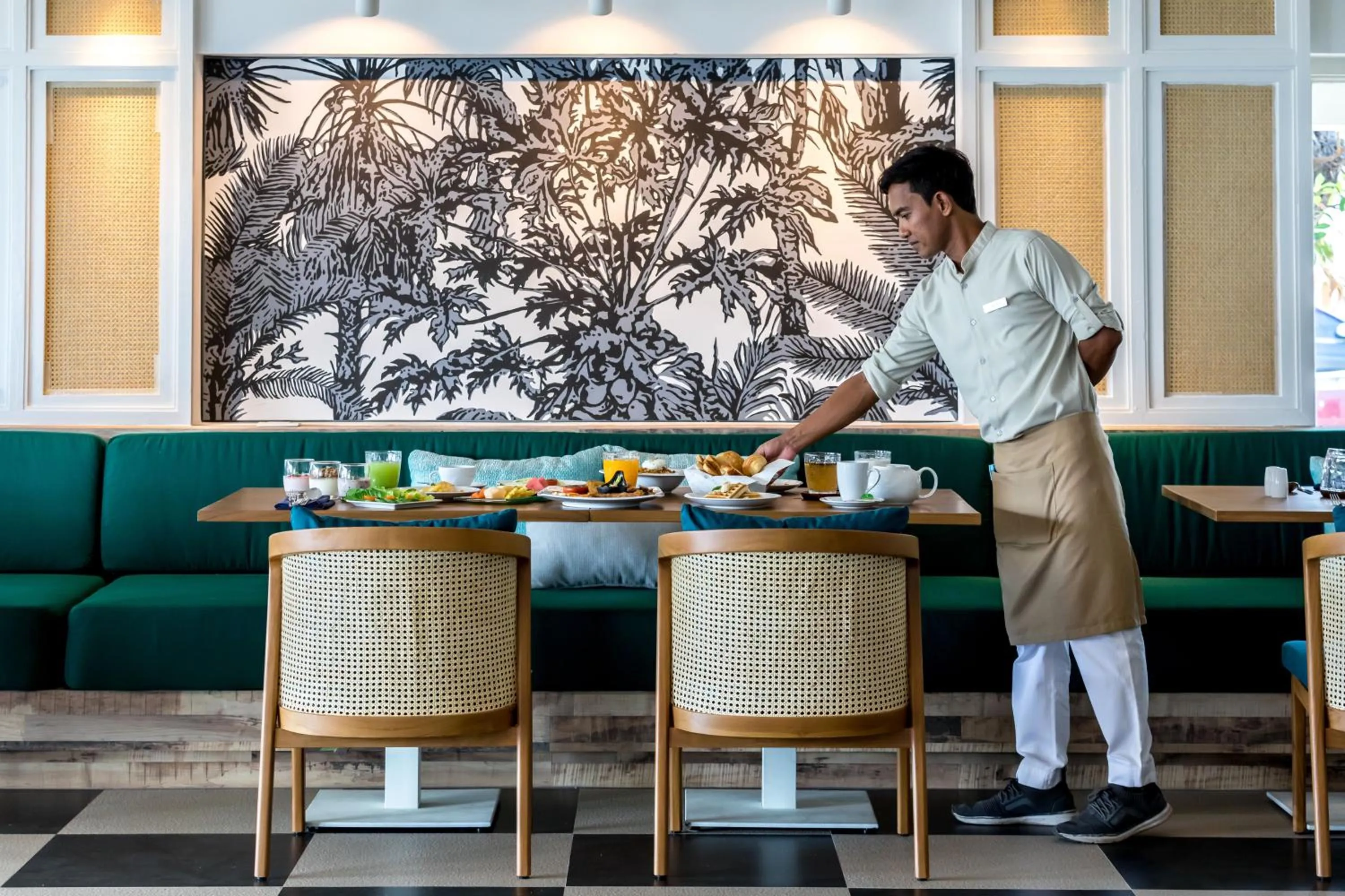 Restaurant/places to eat in OUTRIGGER Koh Samui Beach Resort