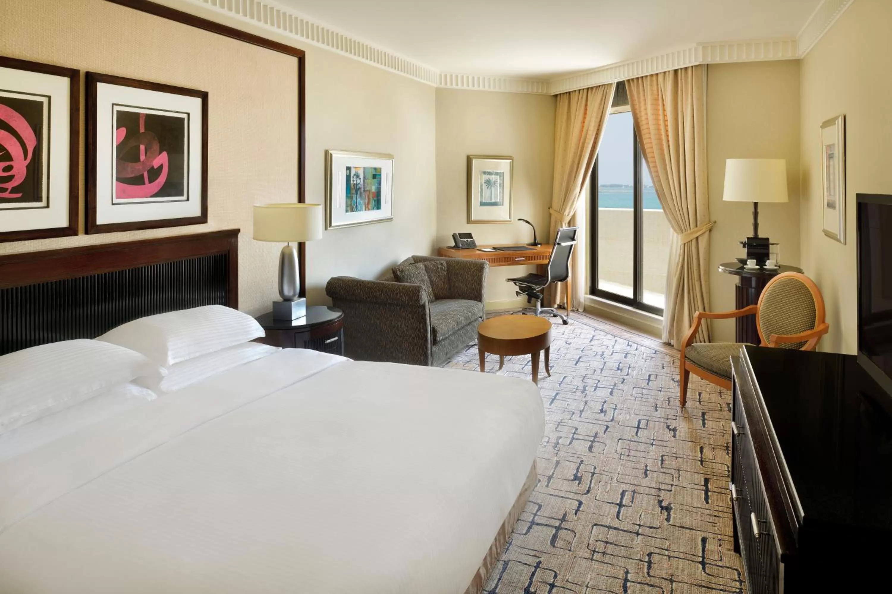 Classic King Room with City View in InterContinental Jeddah, an IHG Hotel