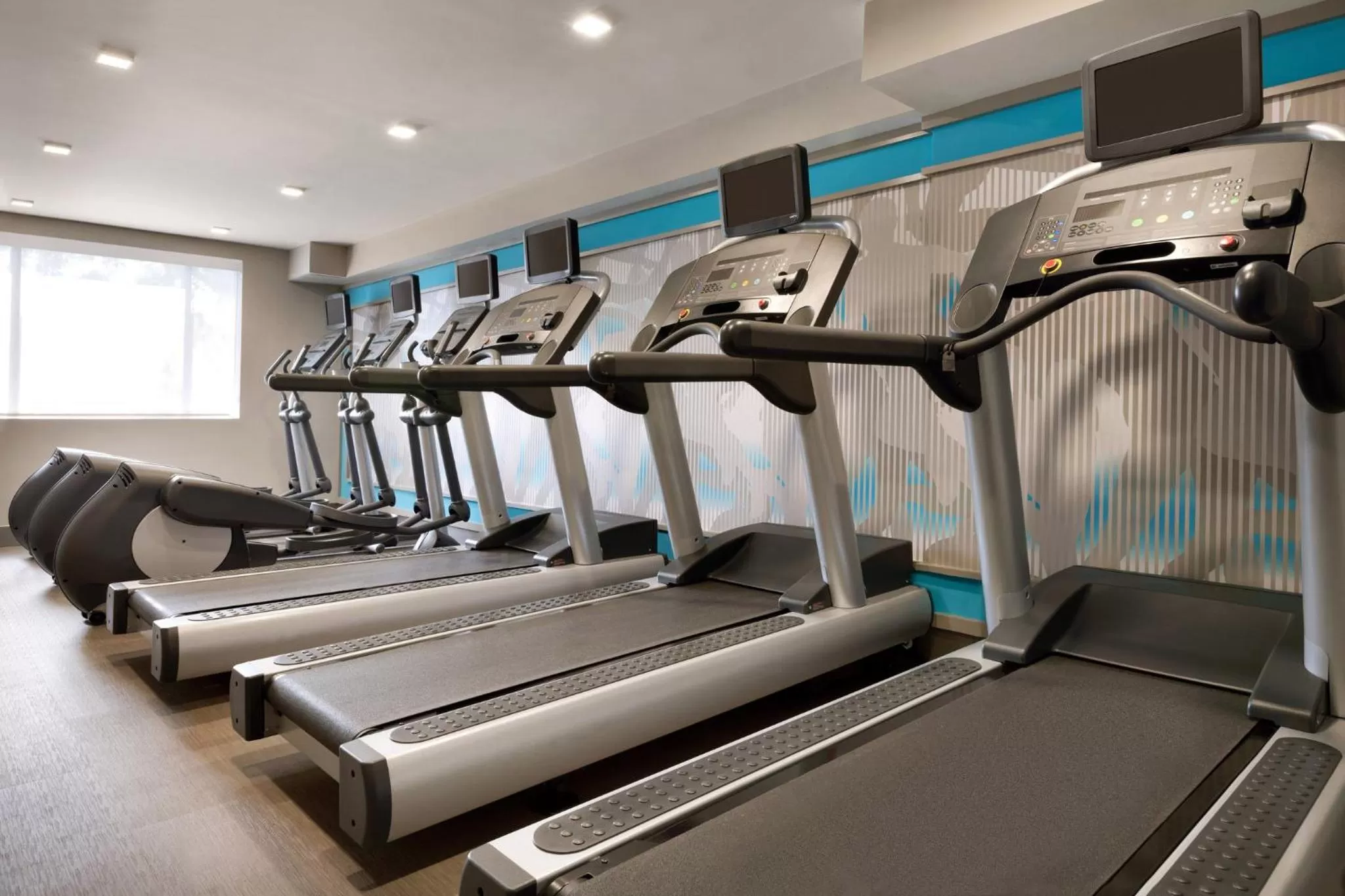 Fitness centre/facilities in Crowne Plaza Hotel Philadelphia - King of Prussia by IHG