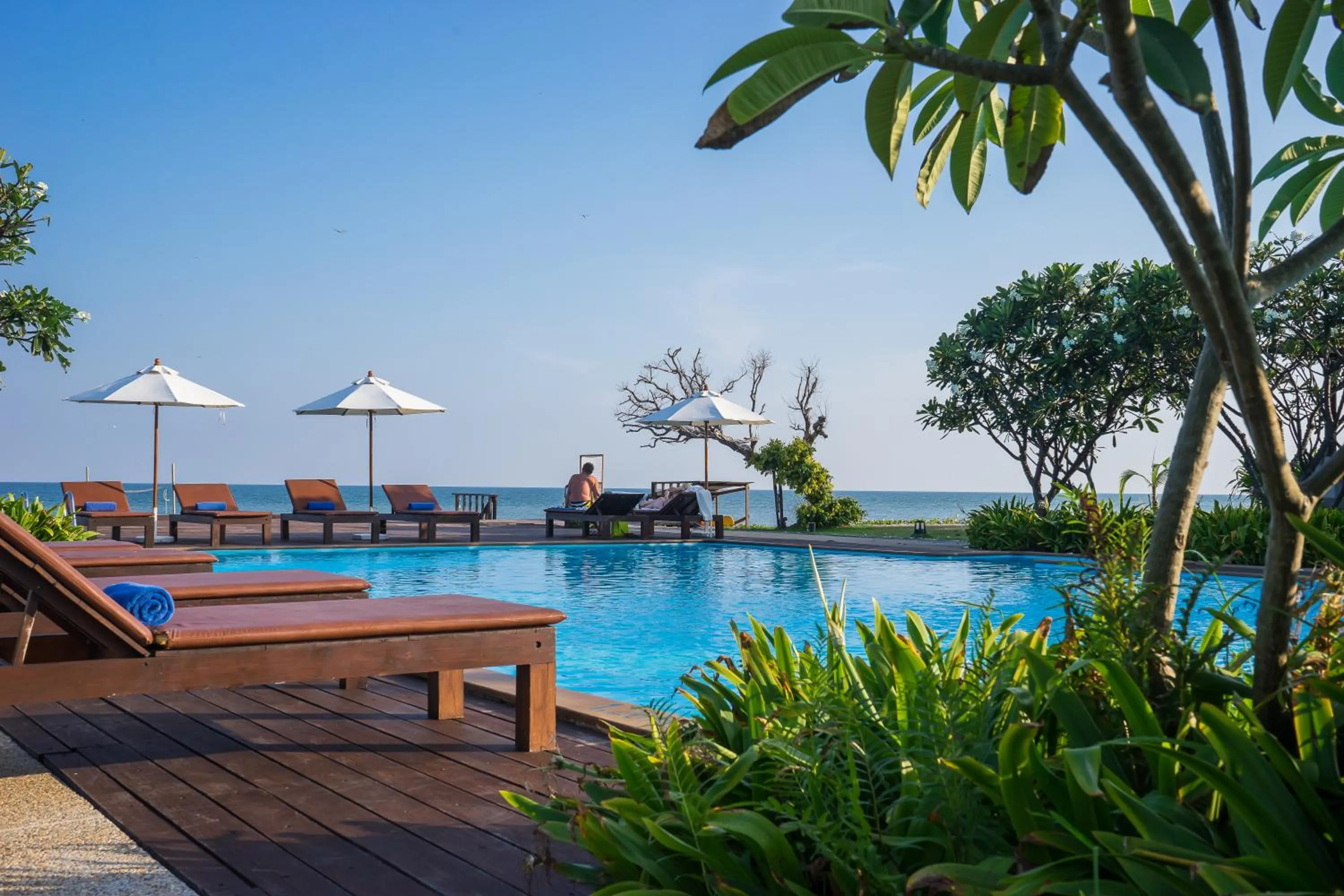 Swimming pool in i Tara Resort & Spa