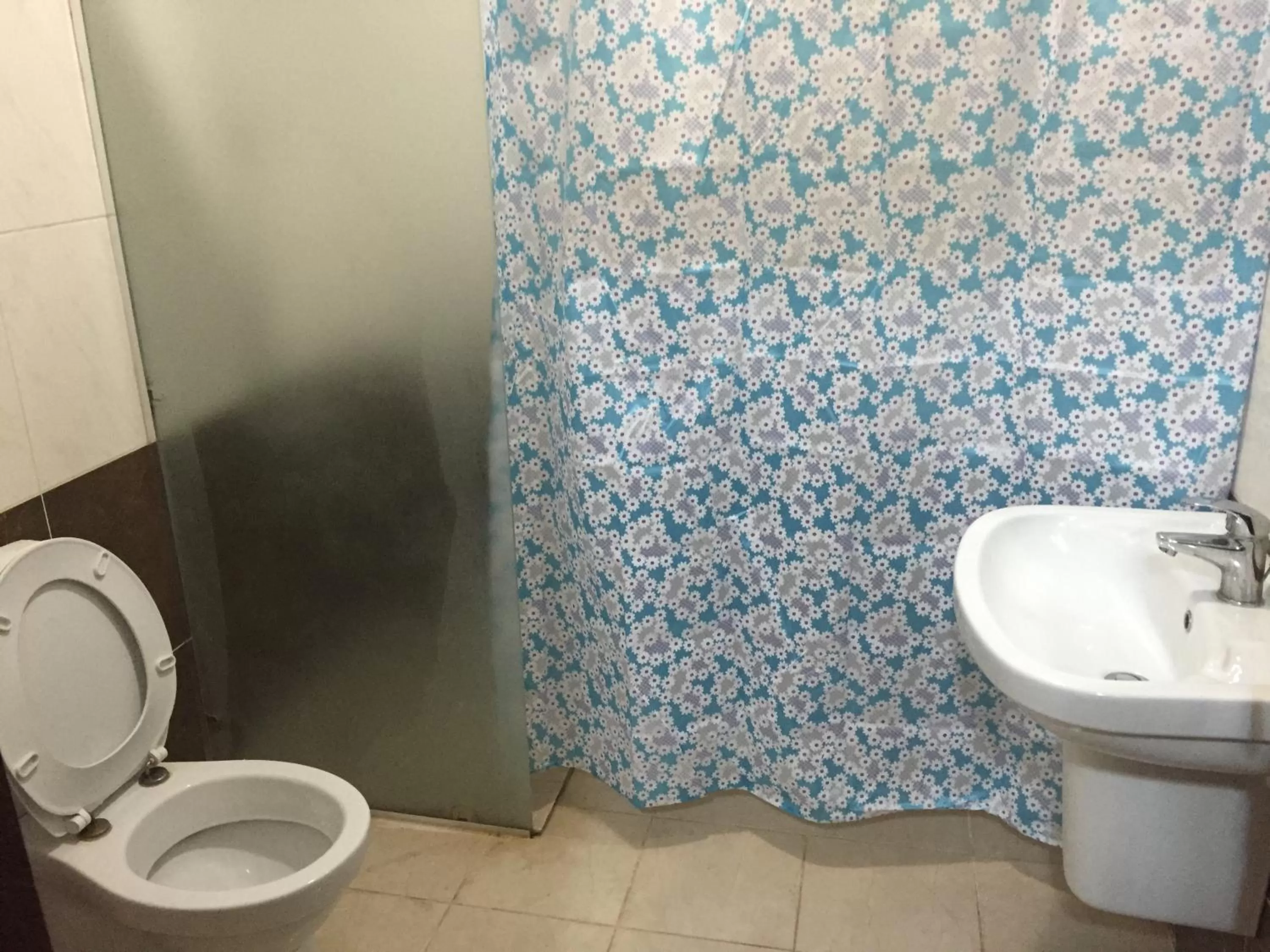 Bathroom in Al Tawheed Hotel Apartments