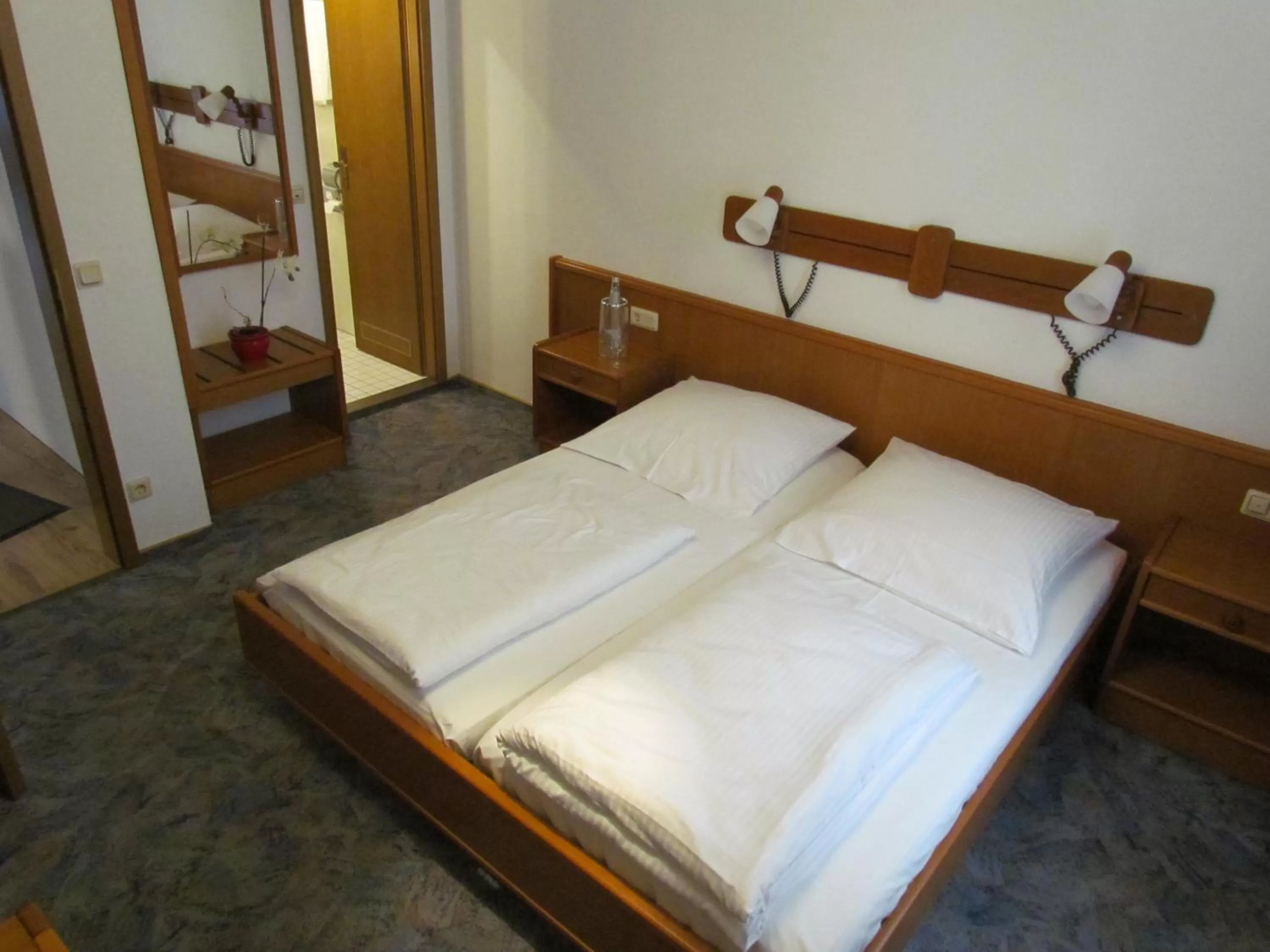 Bed in Hotel Stadt Mainz