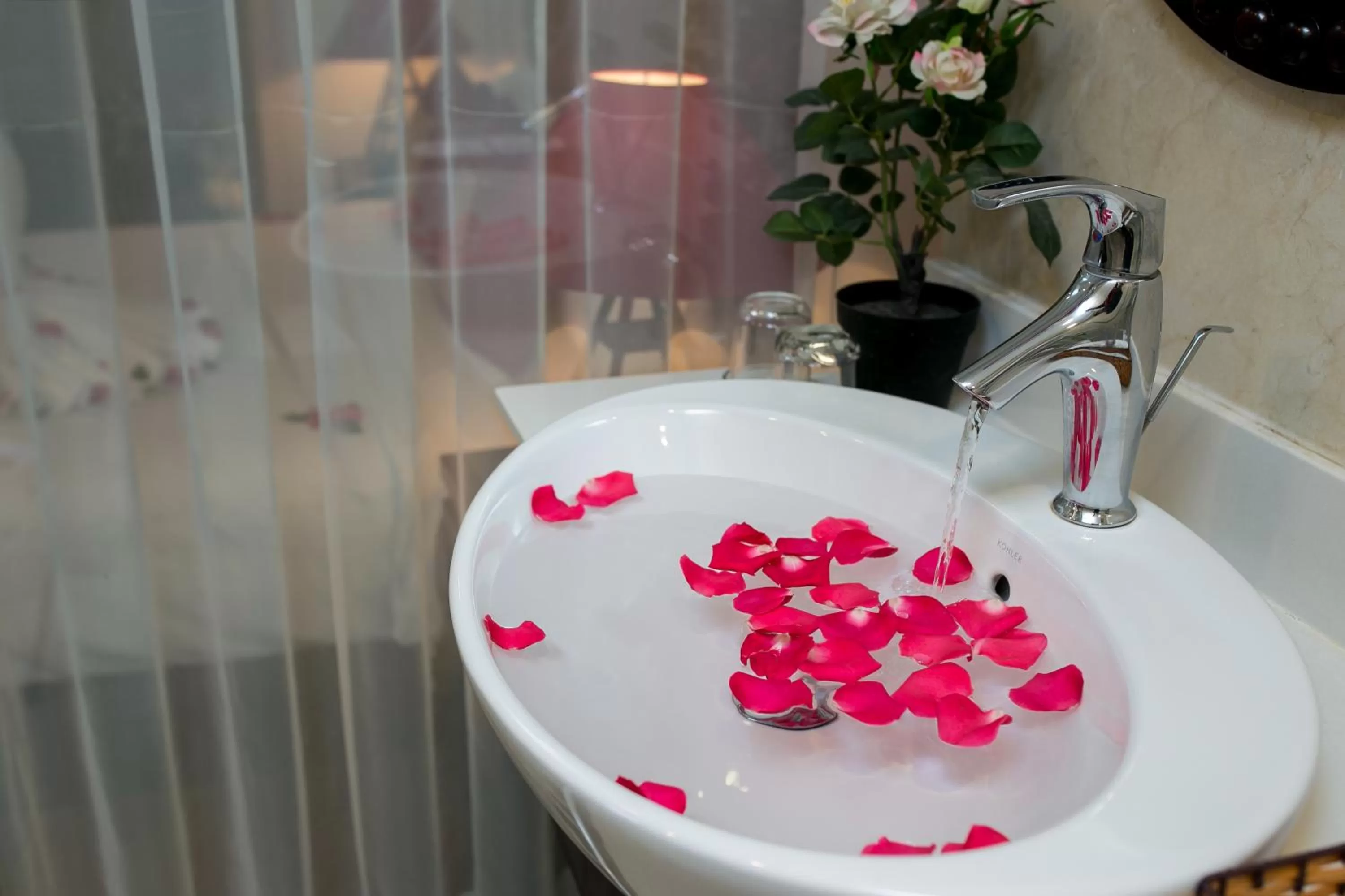 Bathroom in Au Coeur d'Hanoi Boutique Hotel