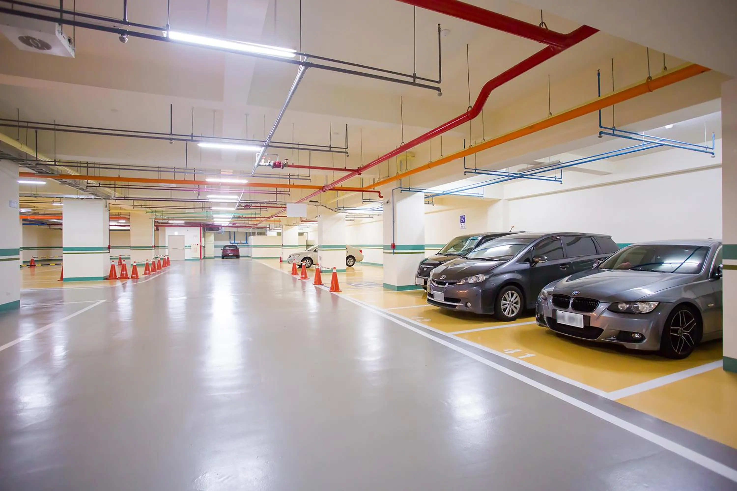 Area and facilities in HE TI Hotel