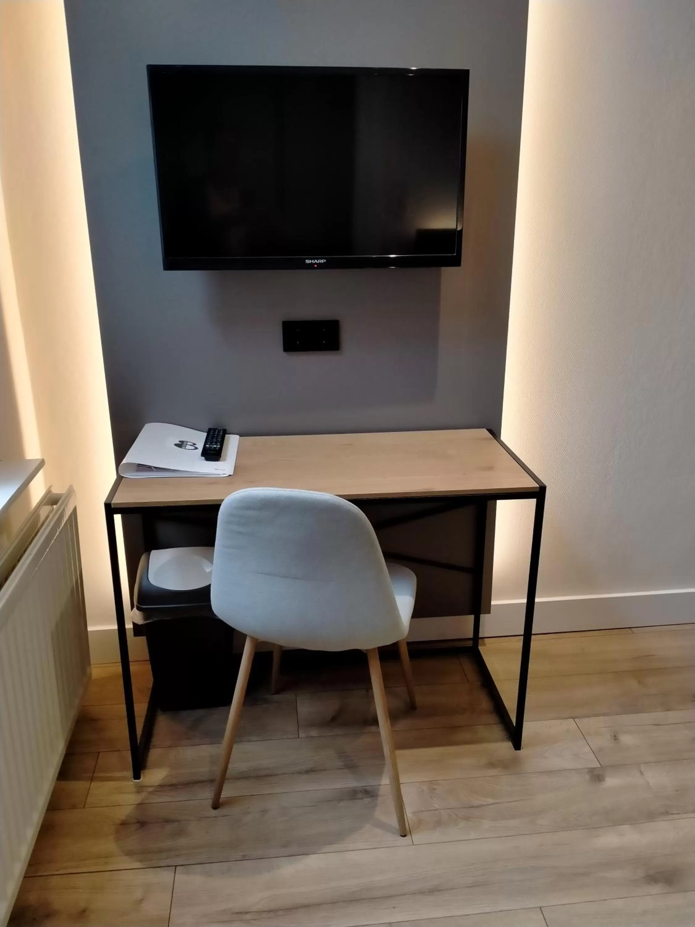 TV and multimedia in Bed & Coffee Inn d'n Acht