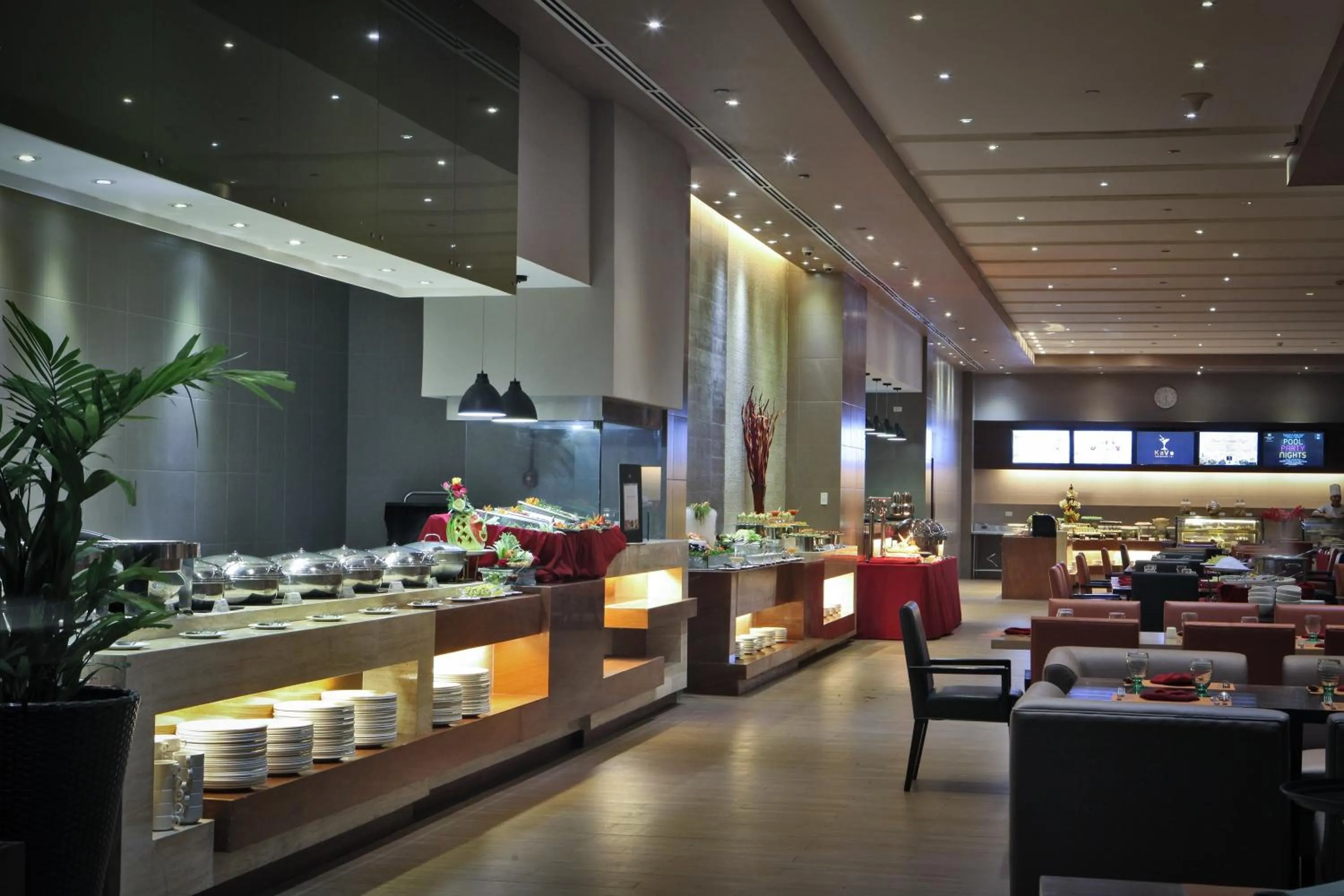 Restaurant/places to eat in Limketkai Luxe Hotel