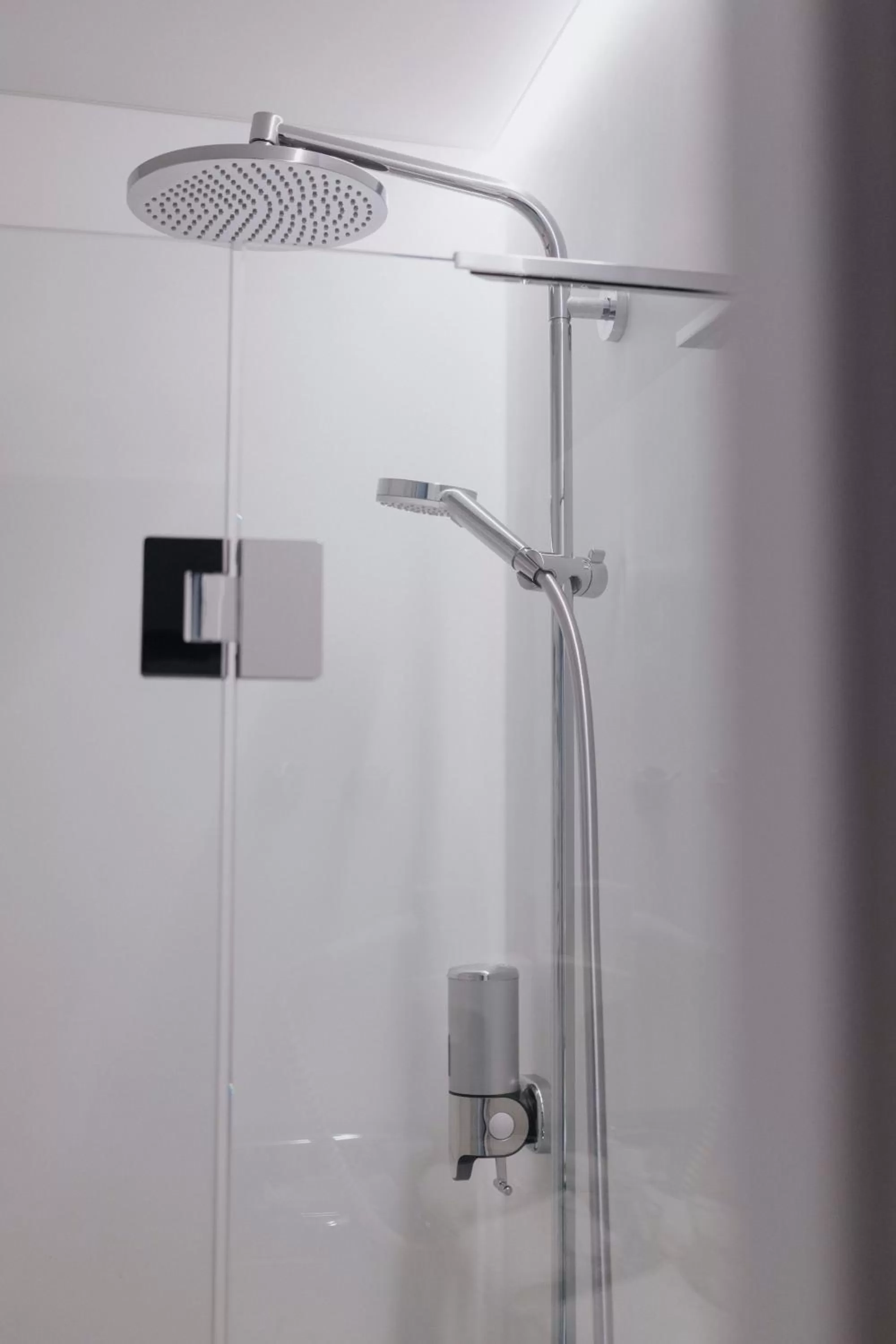 Bathroom in Kracher Hotel Doppelzimmer