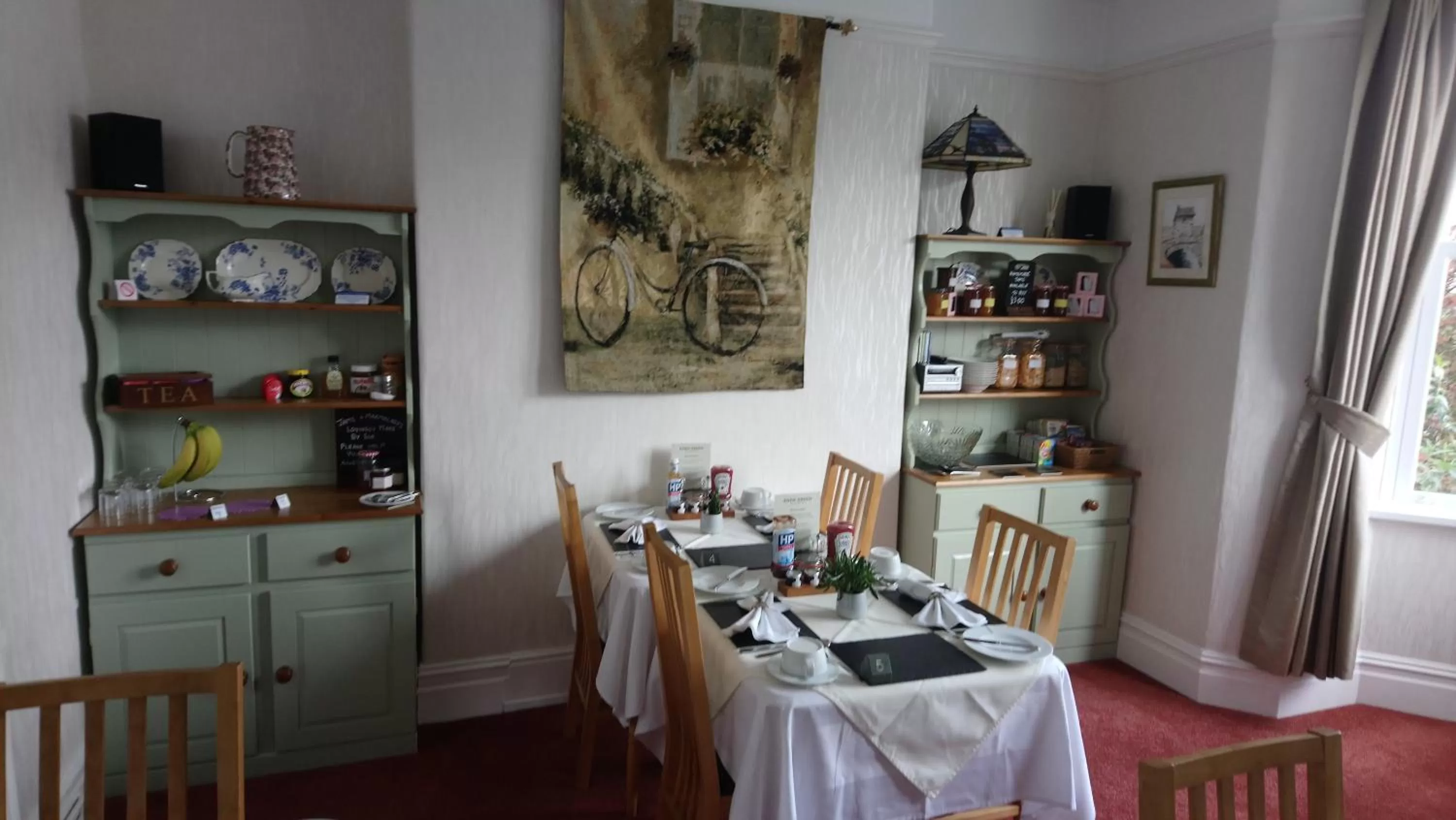 Restaurant/Places to Eat in Eden Green Guest House