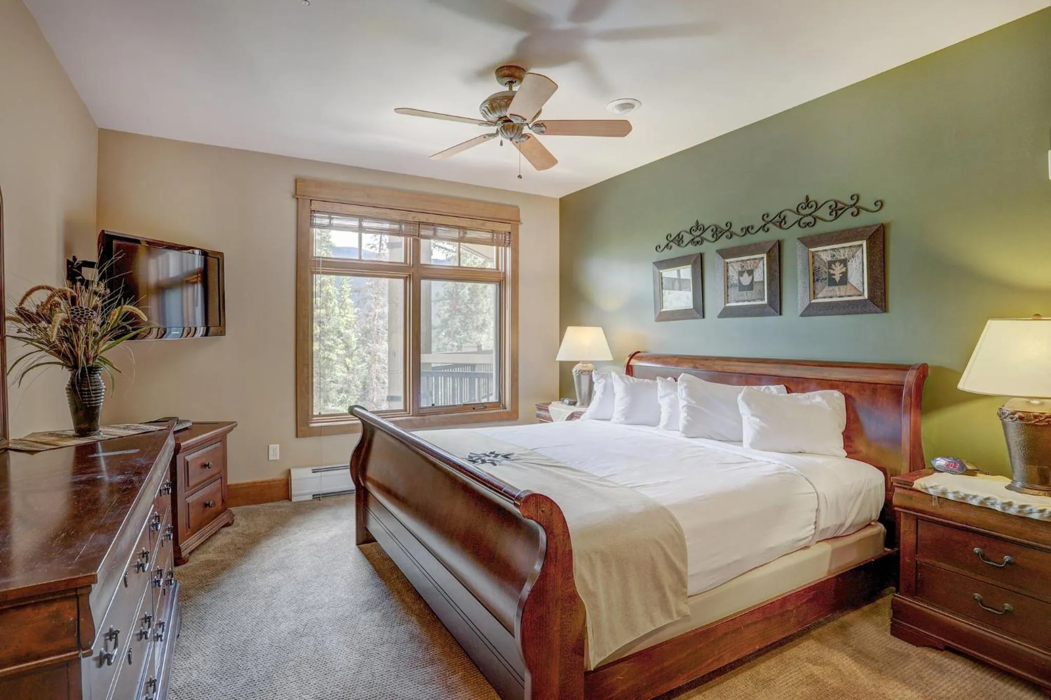 Photo of the whole room, Bed in Timbers & Lone Eagle by Vail Resorts