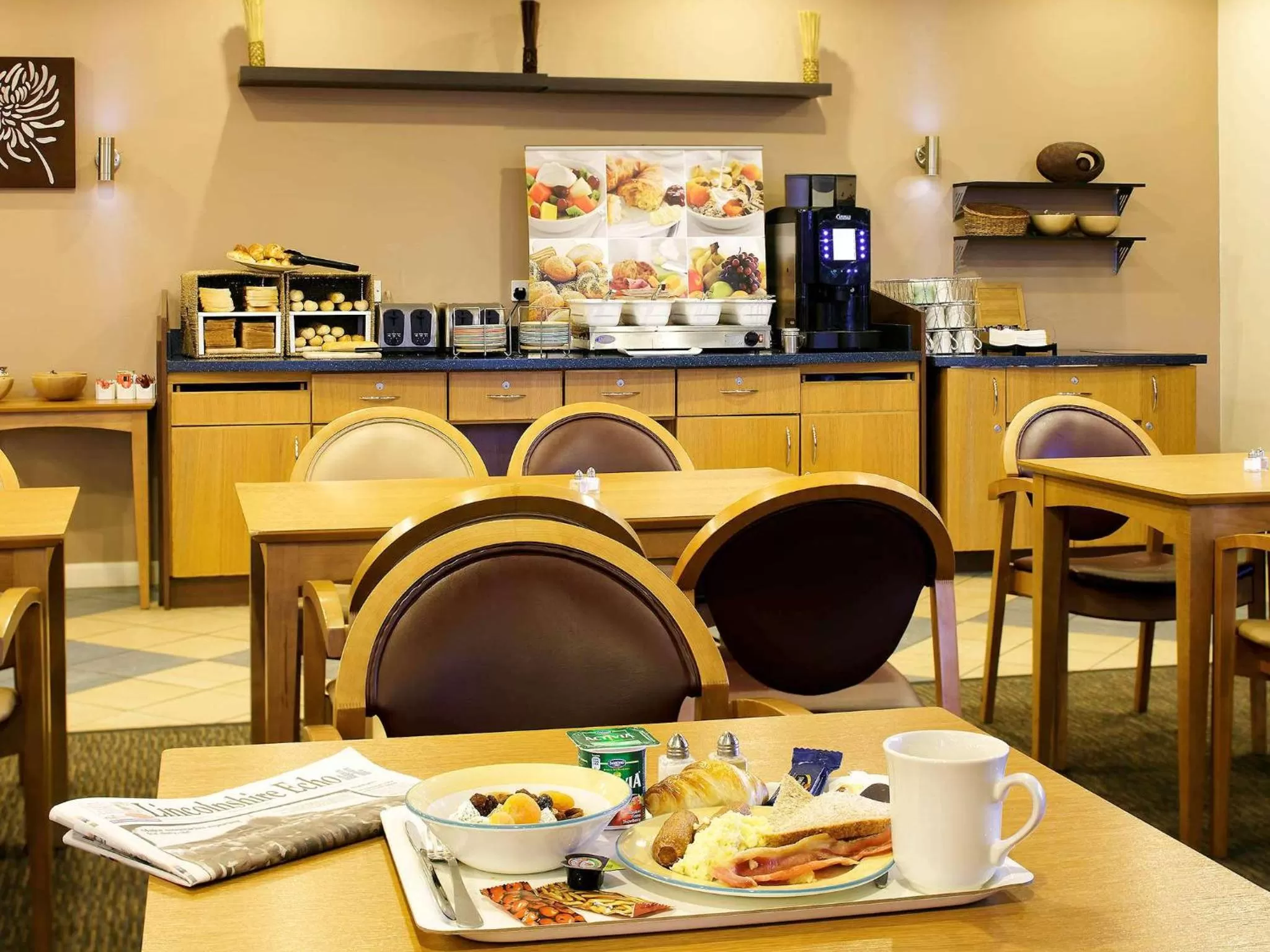 Restaurant/places to eat in ibis Lincoln