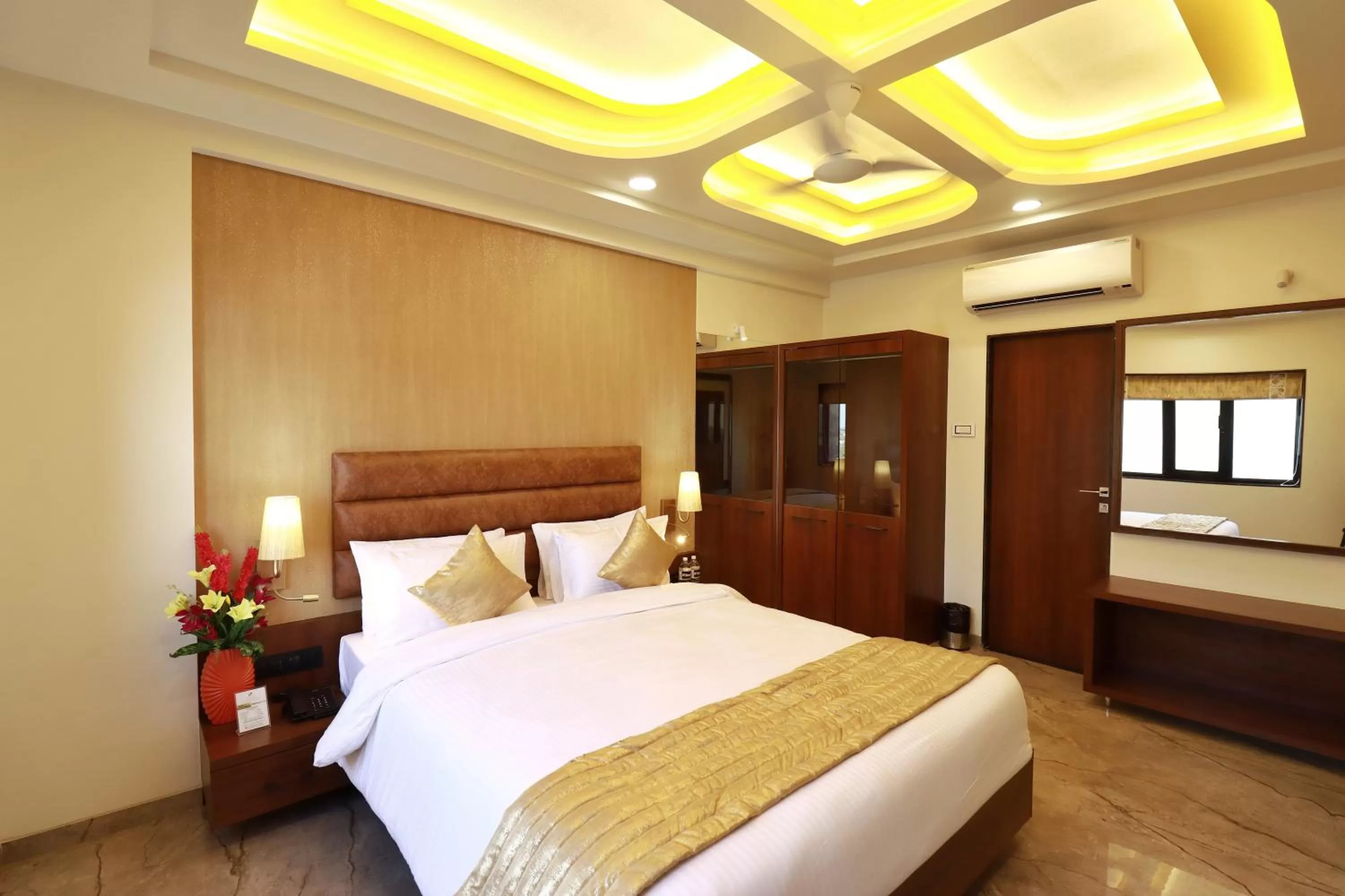 Bed in Four Petals Executive by LHMS