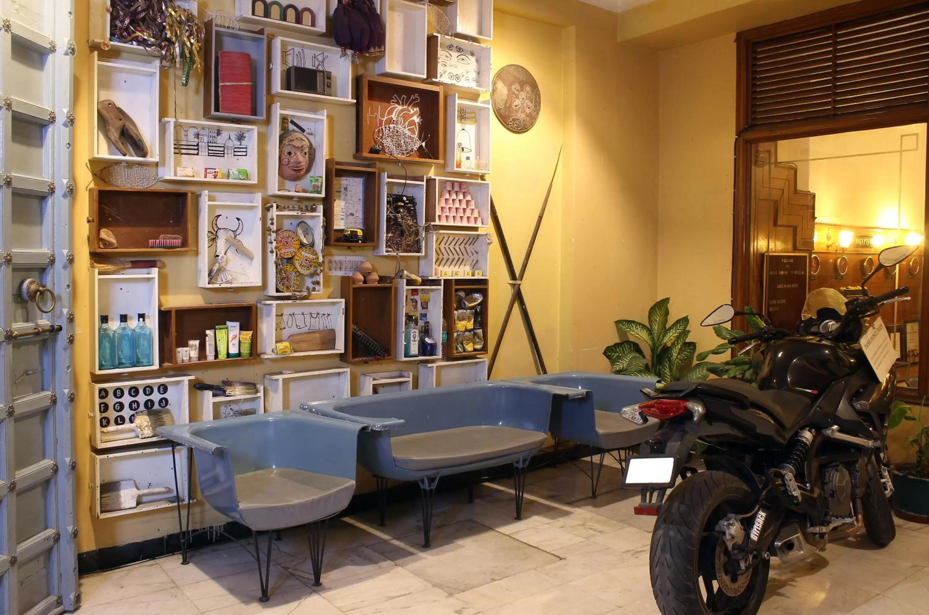 Lobby or reception in Sarovar - Lake Facing Boutique Hotel On Lake Pichola