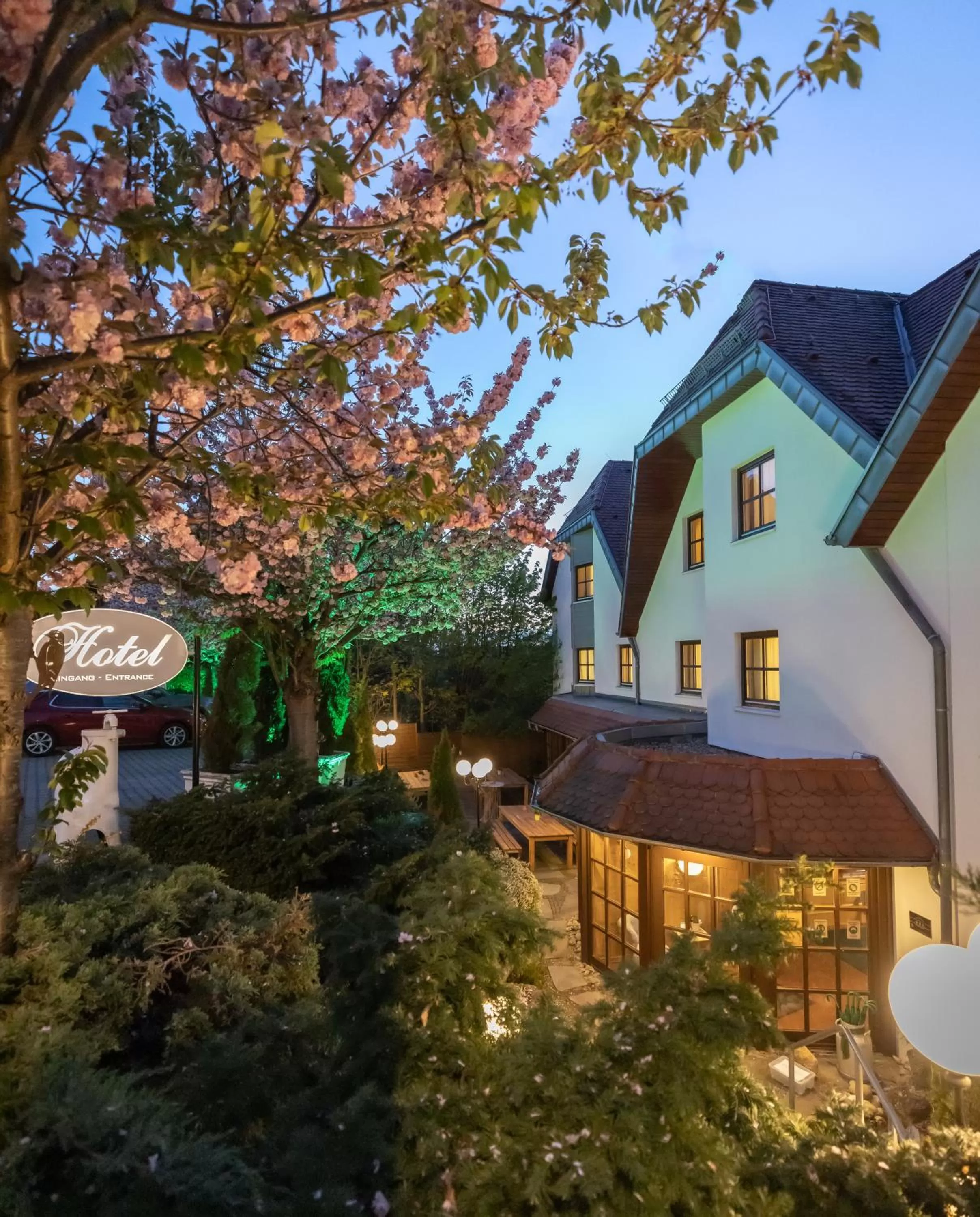 Property building in Hotel & Restaurant Zum Reussenstein