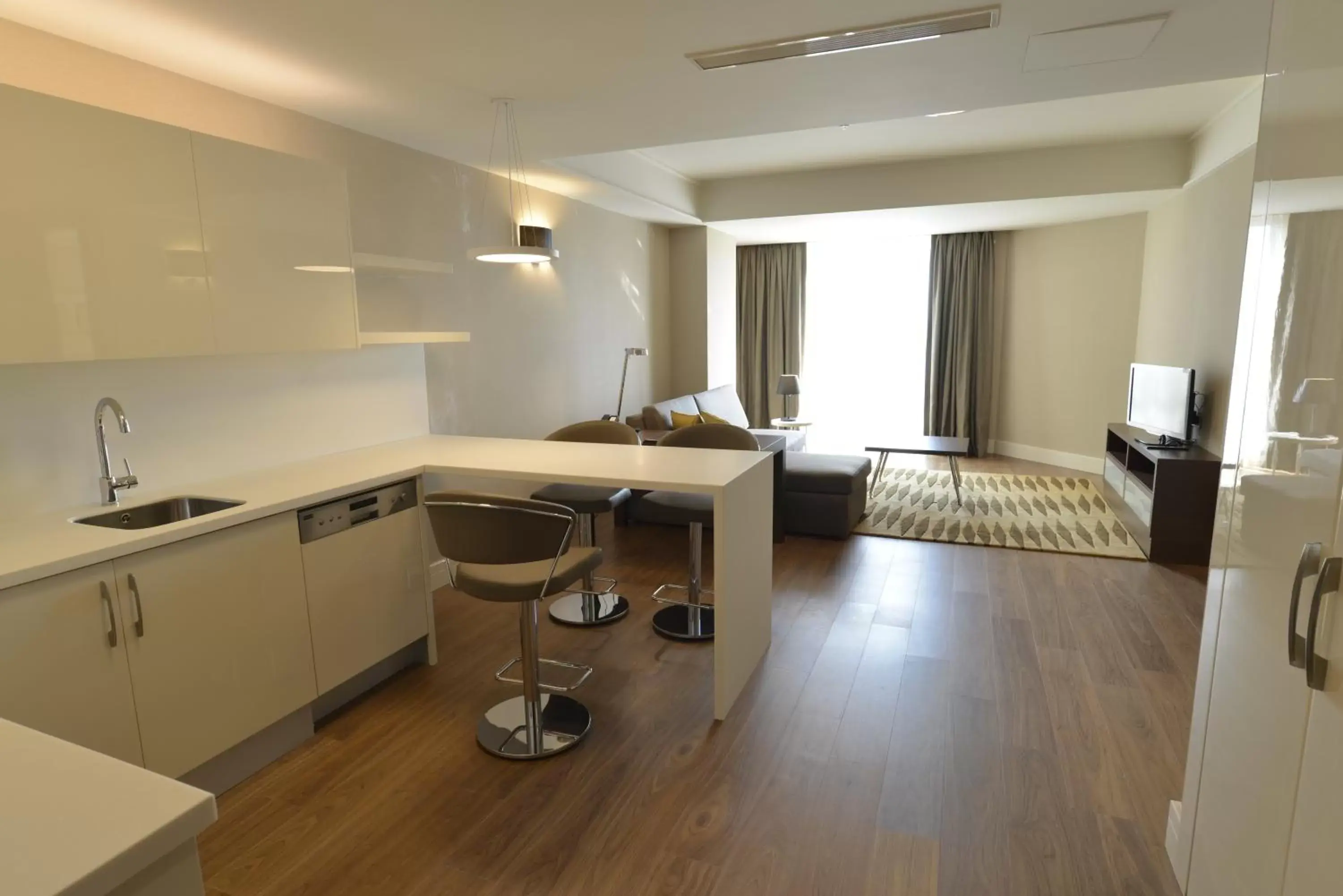 Residence King Room in Wyndham Grand Istanbul Europe Residence King Room in Wyndham Grand Istanbul Europe