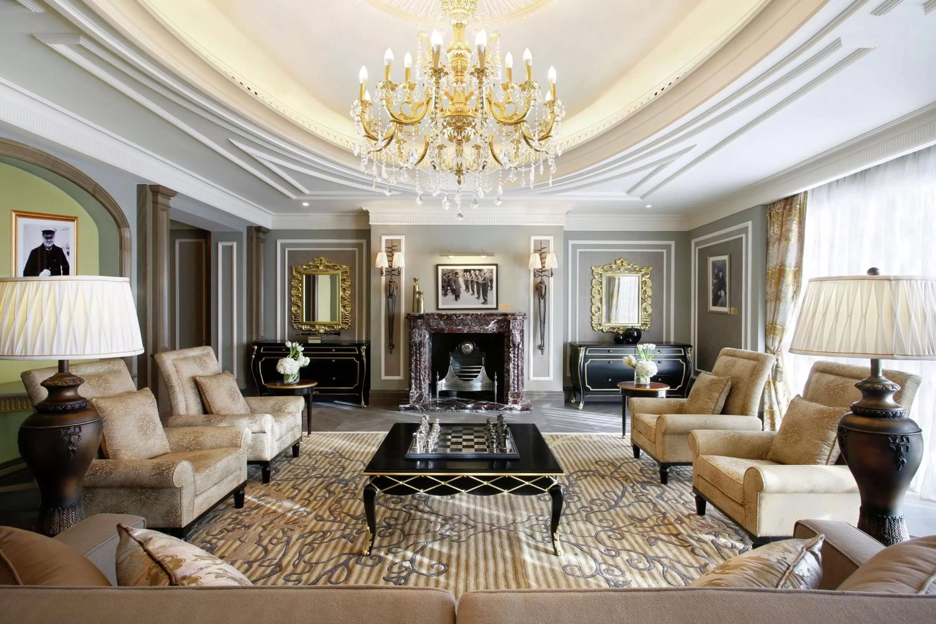 Living room in Al Habtoor Palace - Preferred Hotels & Resorts