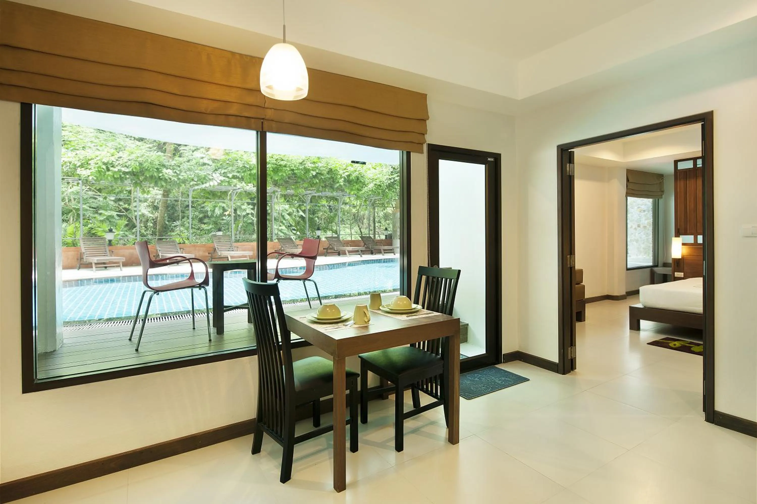 Patio in Ratana Hill Patong