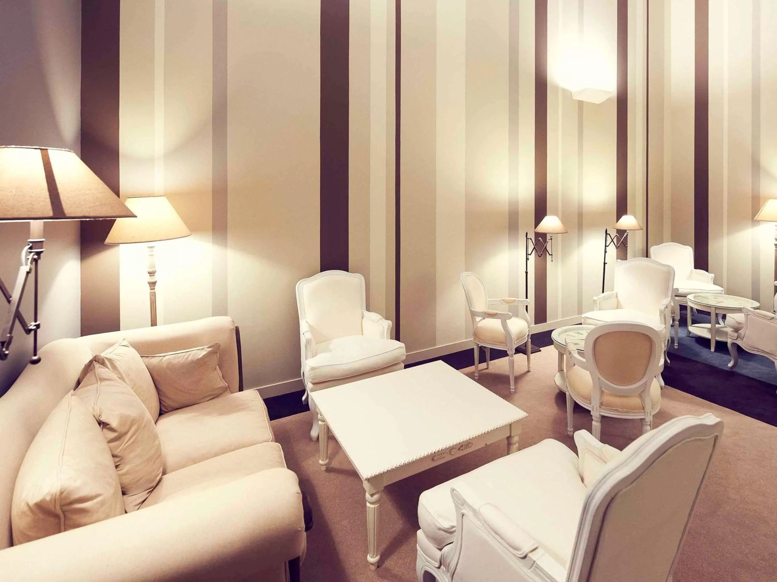 On site in Mercure Cholet Centre